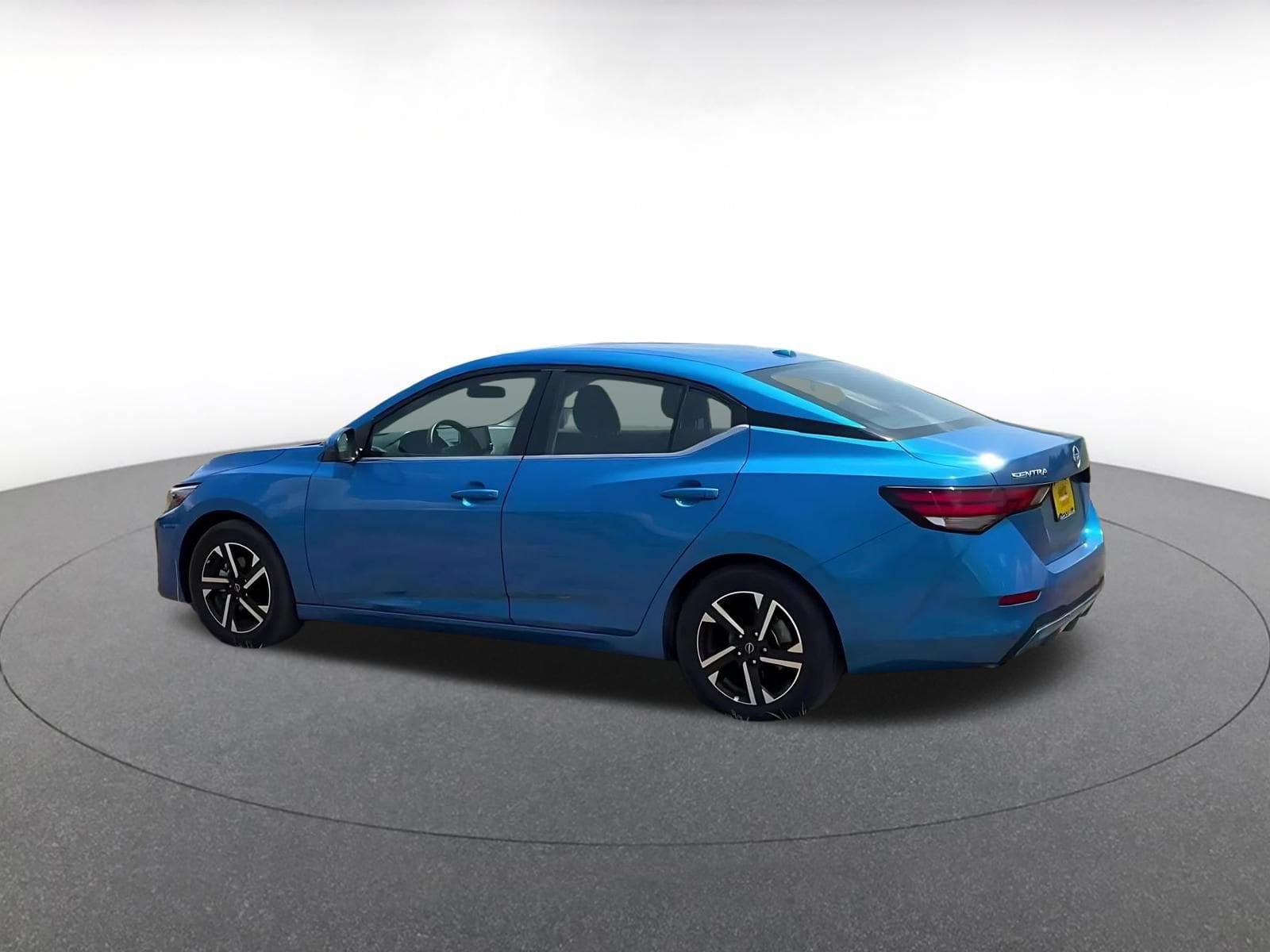 Thumbnail: 2025 Nissan Sentra - 12