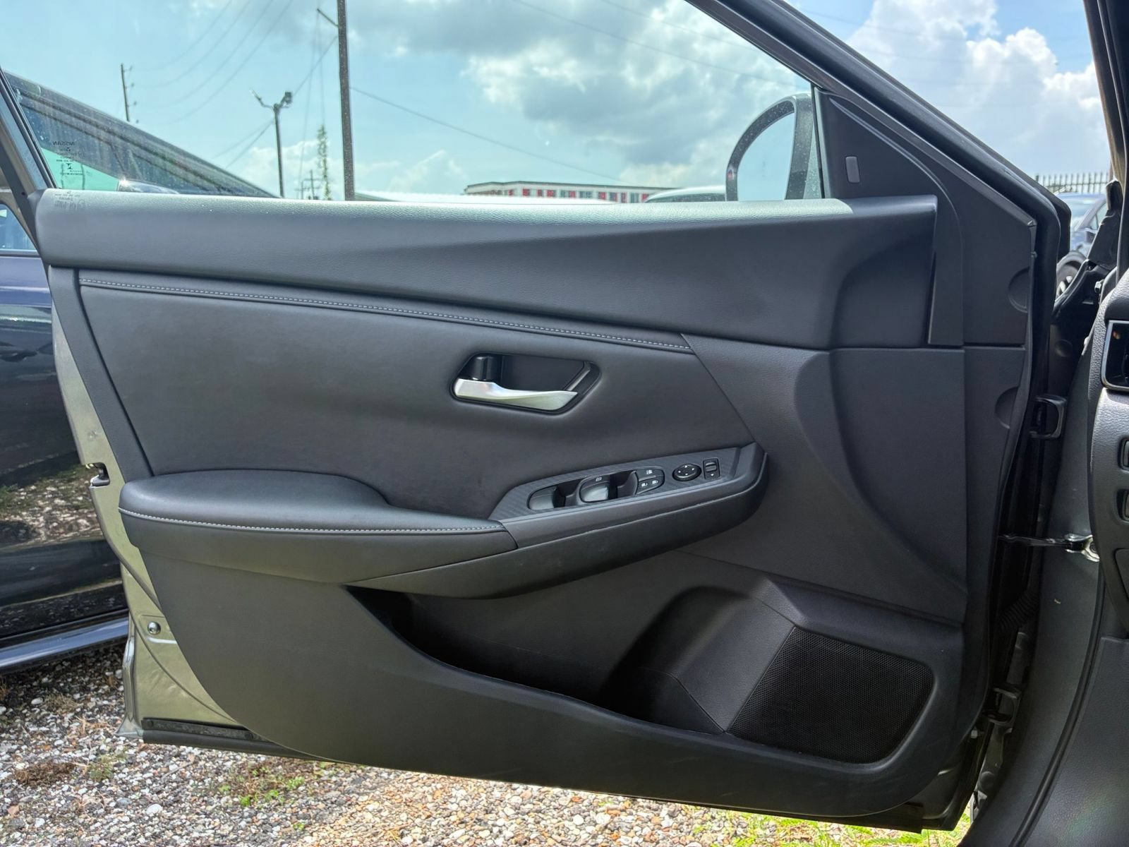 Thumbnail: 2025 Nissan Sentra - 18