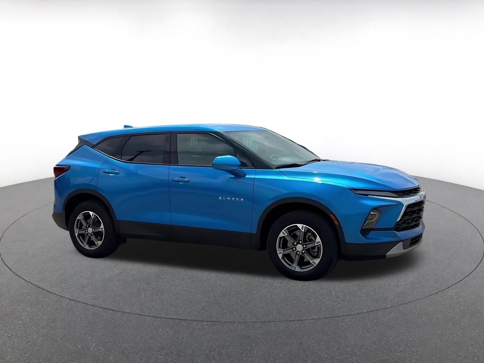 Thumbnail: 2026 Chevrolet Blazer - 2