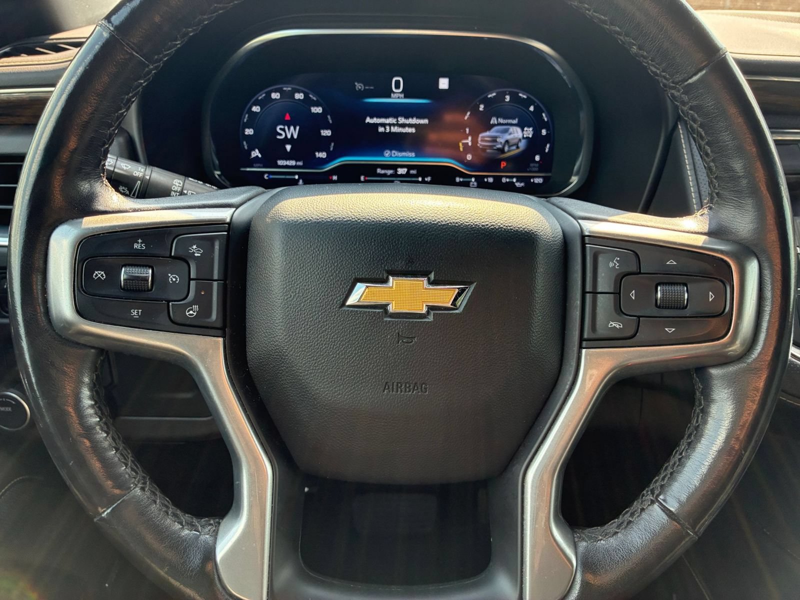 Thumbnail: 2023 Chevrolet Suburban - 25