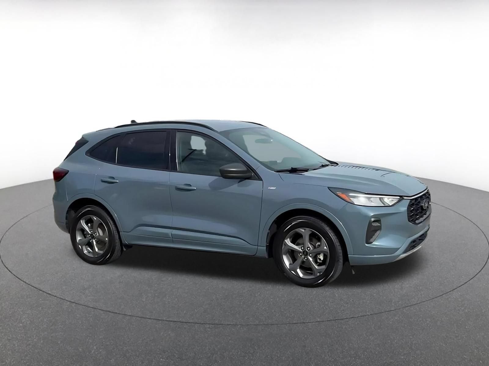 Thumbnail: 2024 Ford Escape - 2