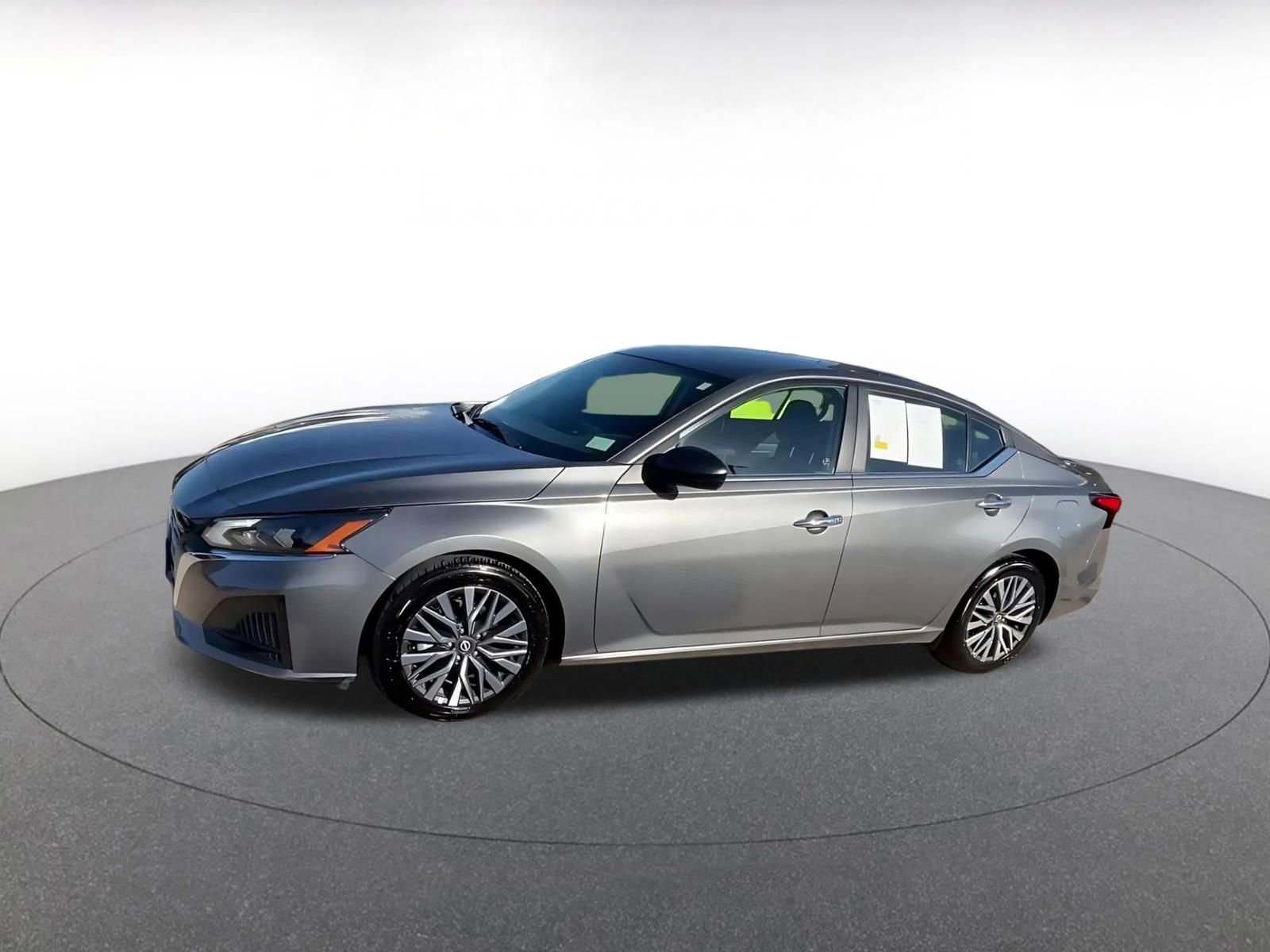 Thumbnail: 2025 Nissan Altima - 7