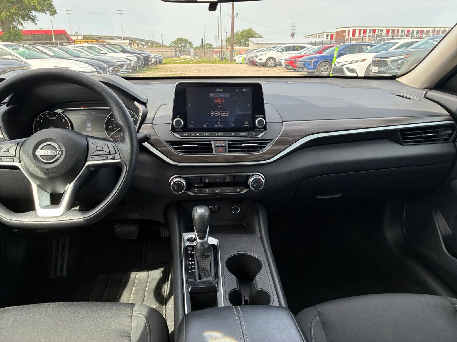 Thumbnail: 2025 Nissan Altima - 17