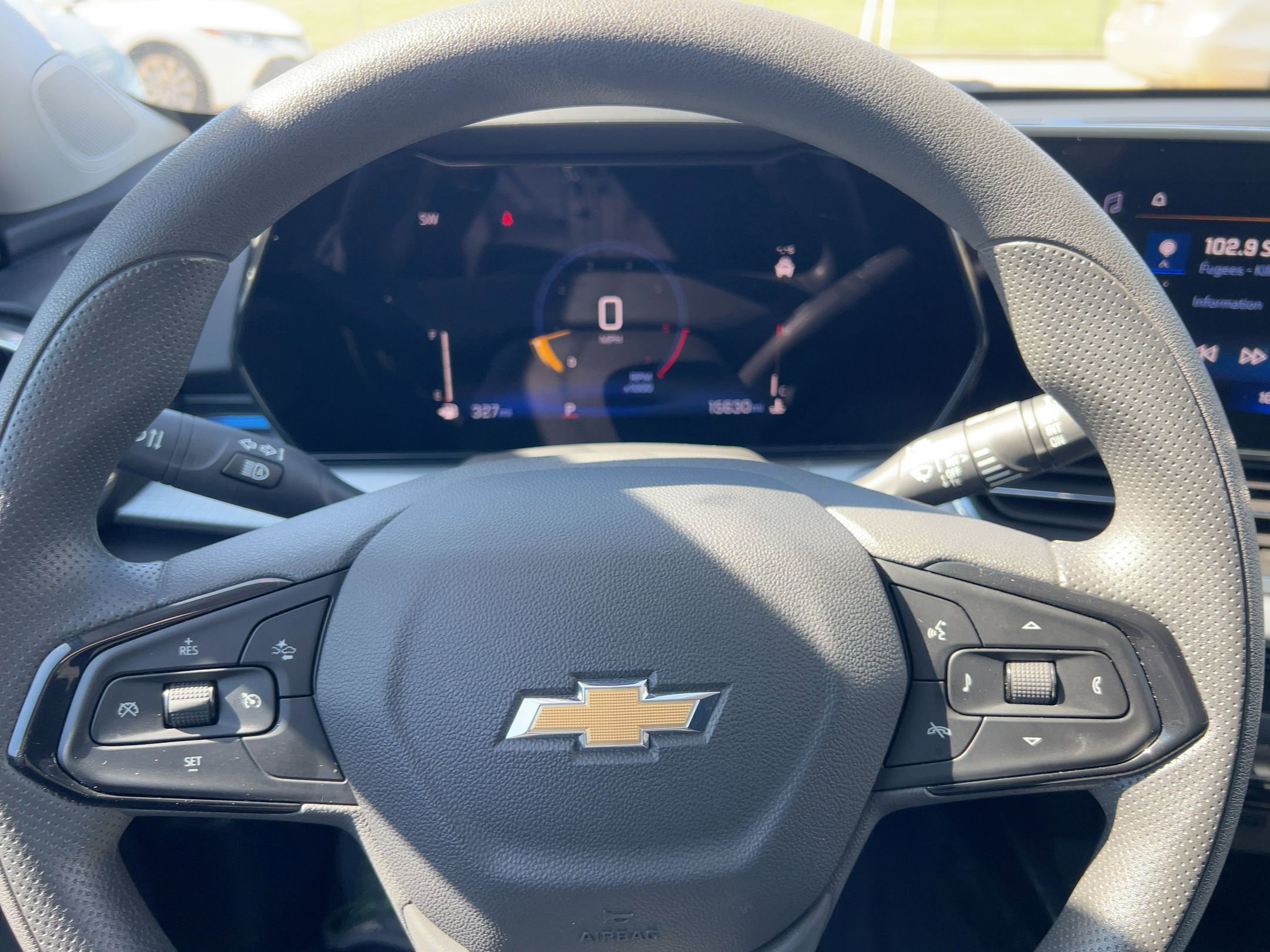 Thumbnail: 2025 Chevrolet Trax - 9