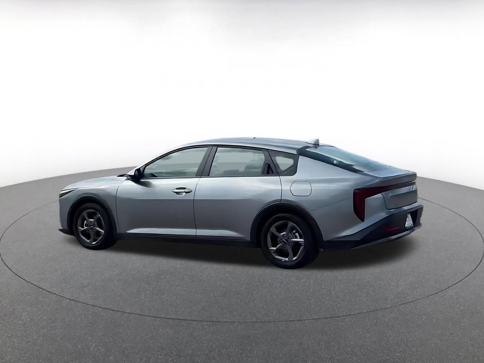 Thumbnail: 2025 Kia K4 - 10