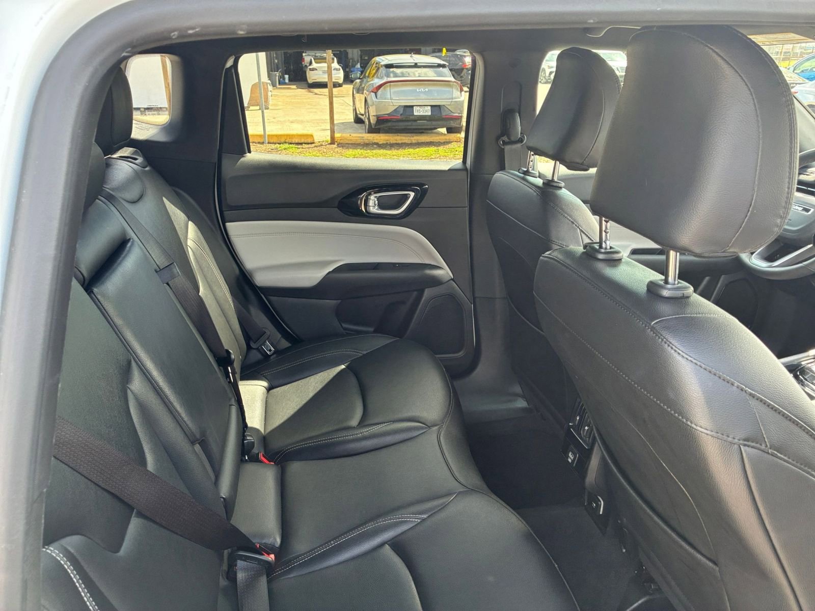 Thumbnail: 2025 Jeep Compass - 29