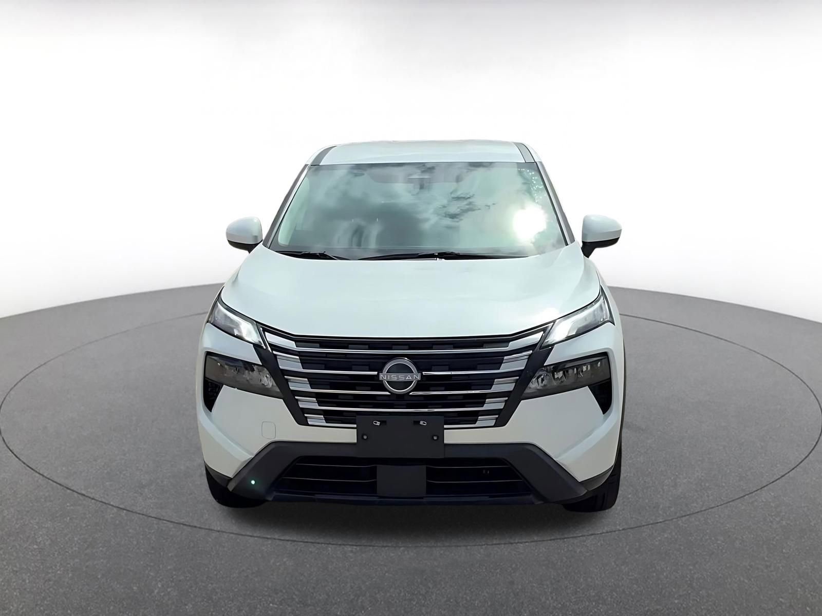 Thumbnail: 2025 Nissan Rogue - 4