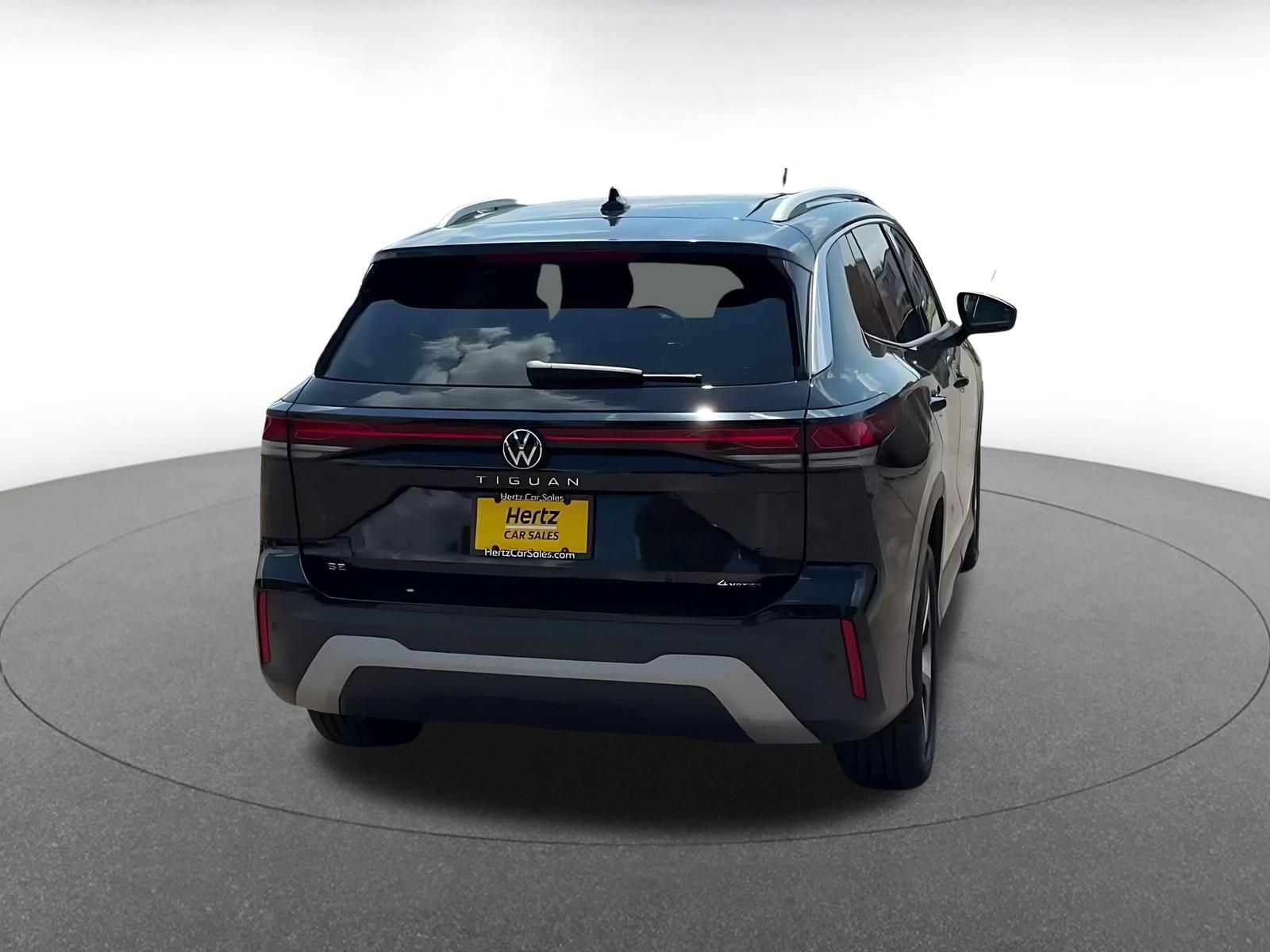 Thumbnail: 2026 Volkswagen Tiguan - 13