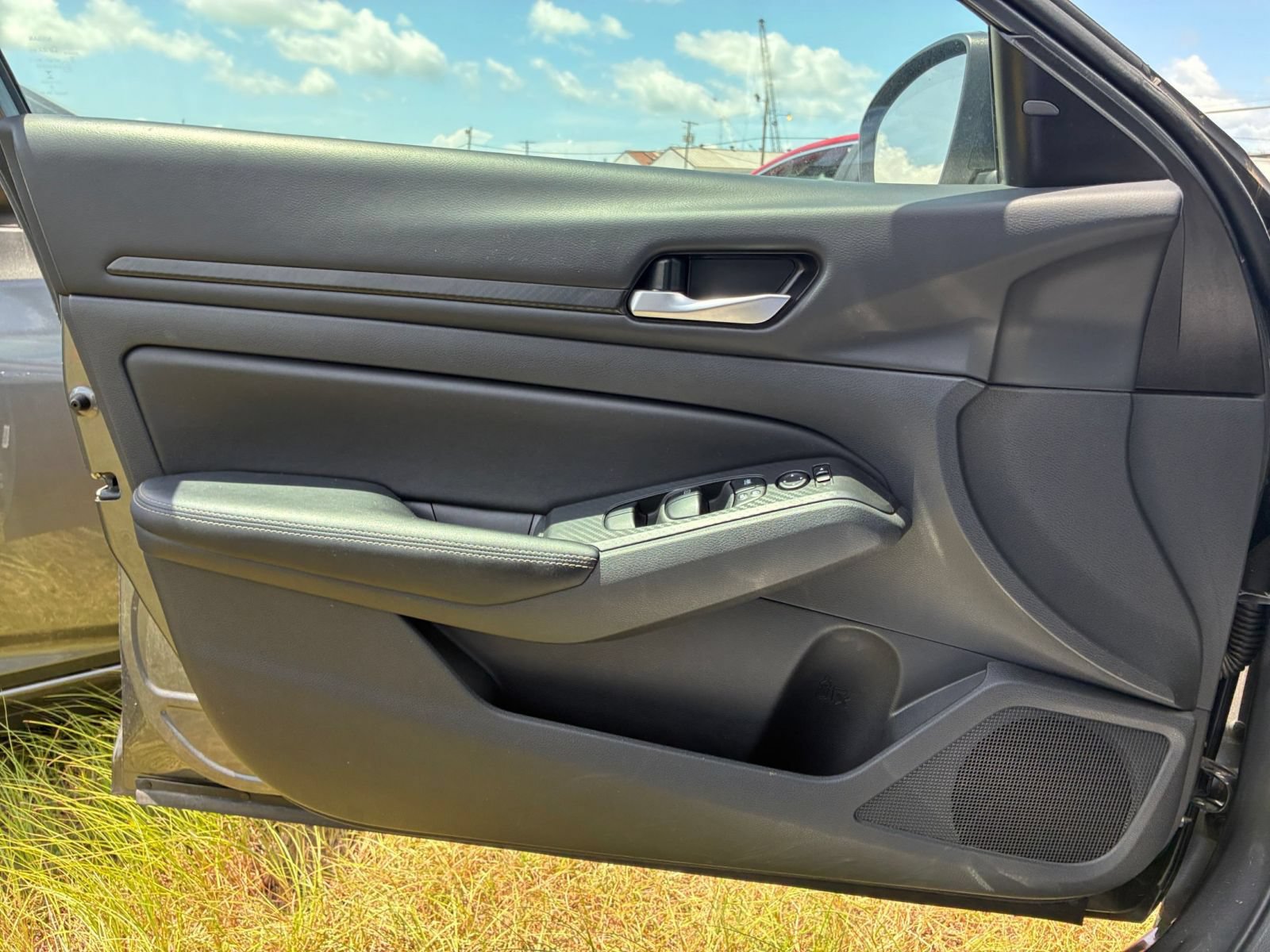 Thumbnail: 2025 Nissan Altima - 18