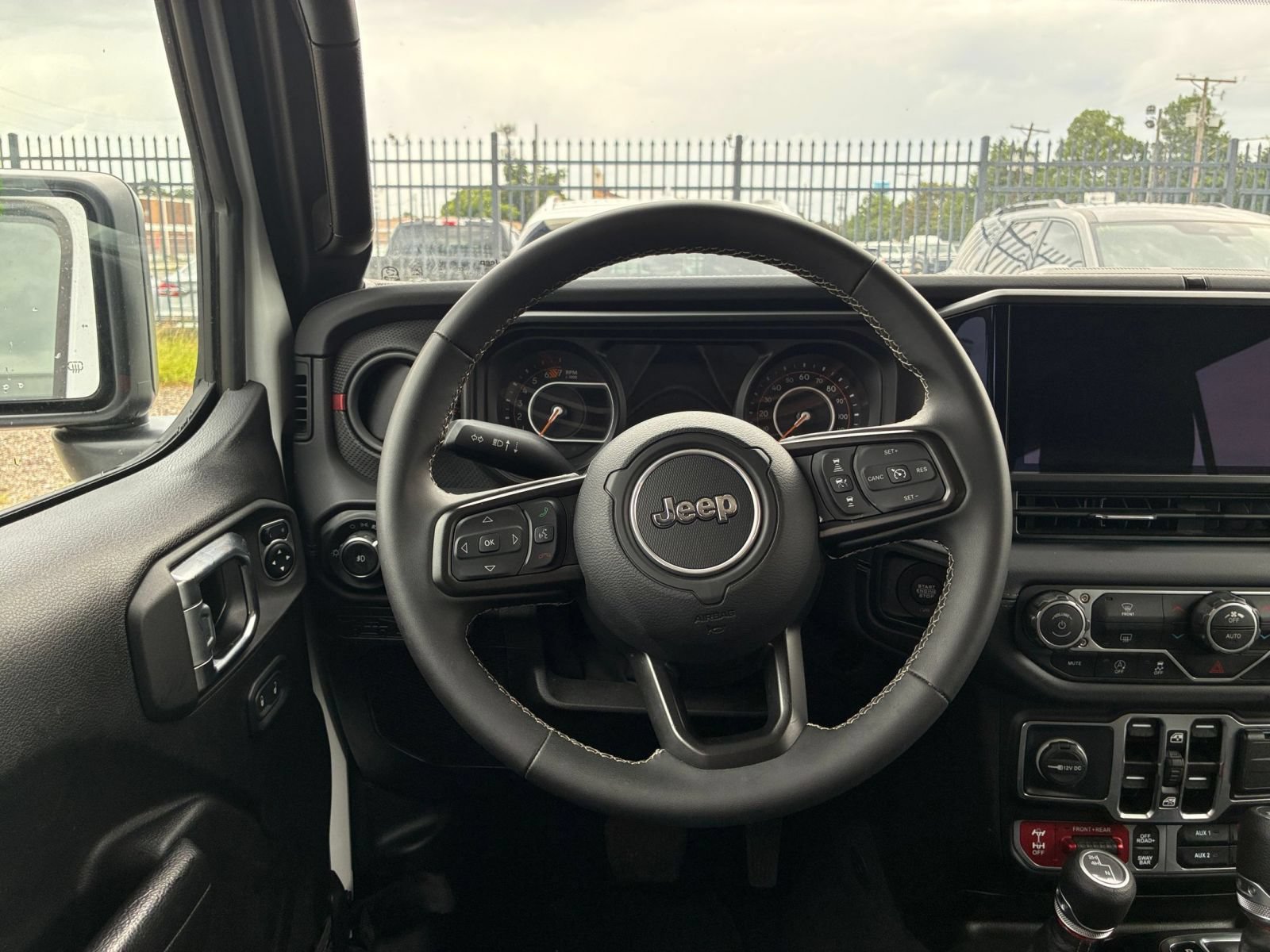 Thumbnail: 2025 Jeep Wrangler - 35