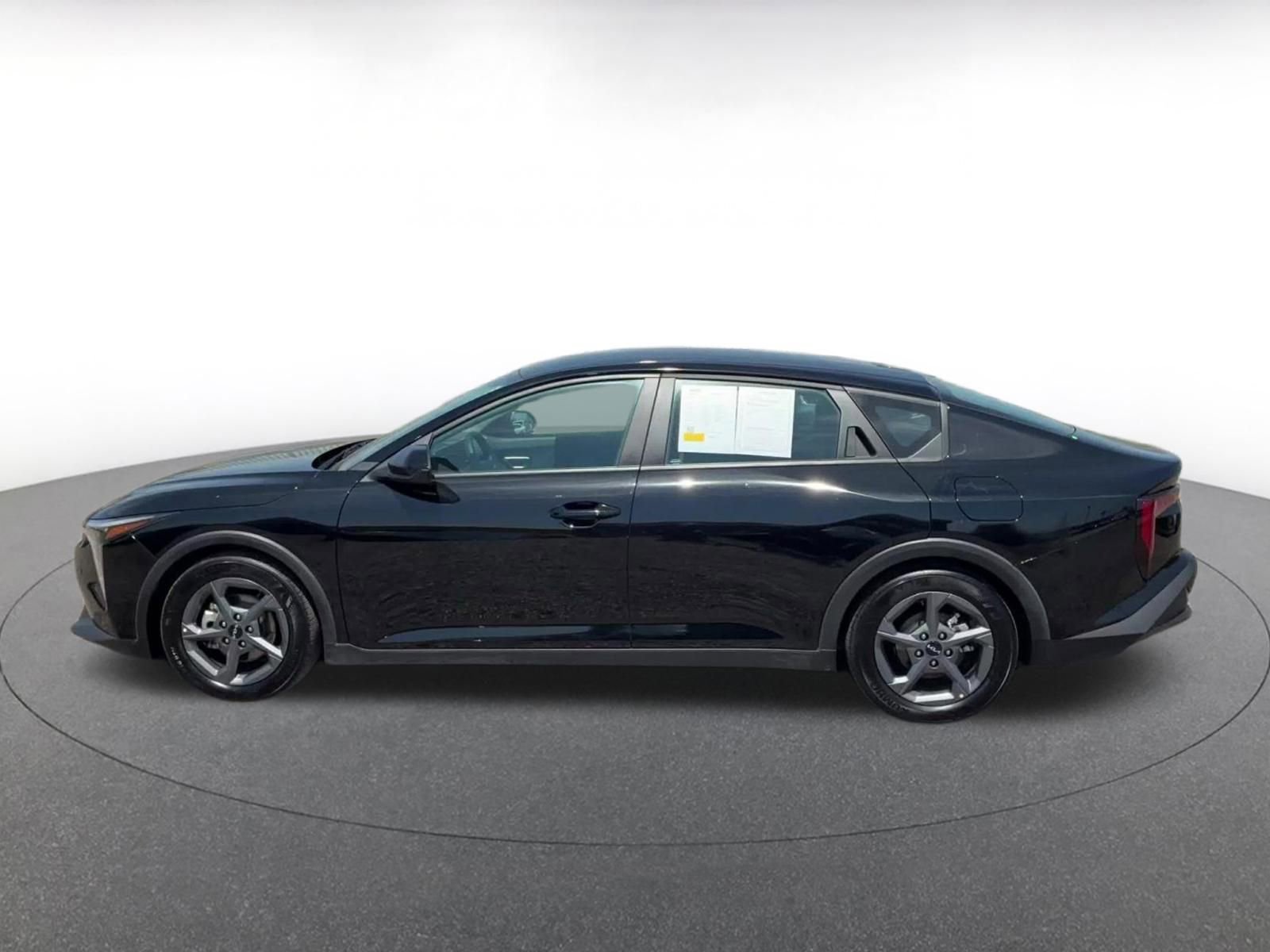 Thumbnail: 2025 Kia K4 - 9