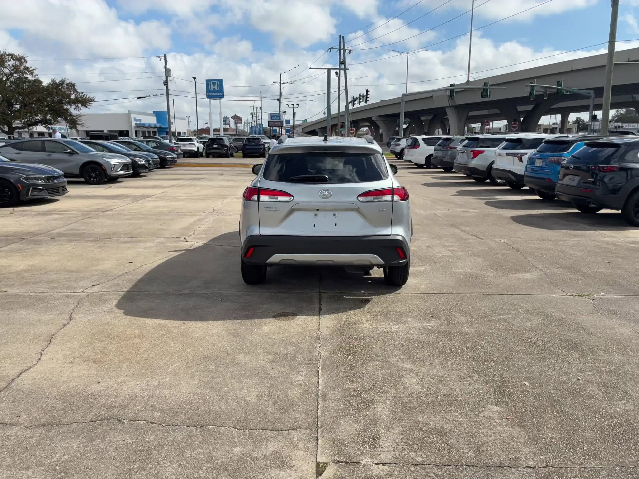 Thumbnail: 2025 Toyota Corolla Cross - 13