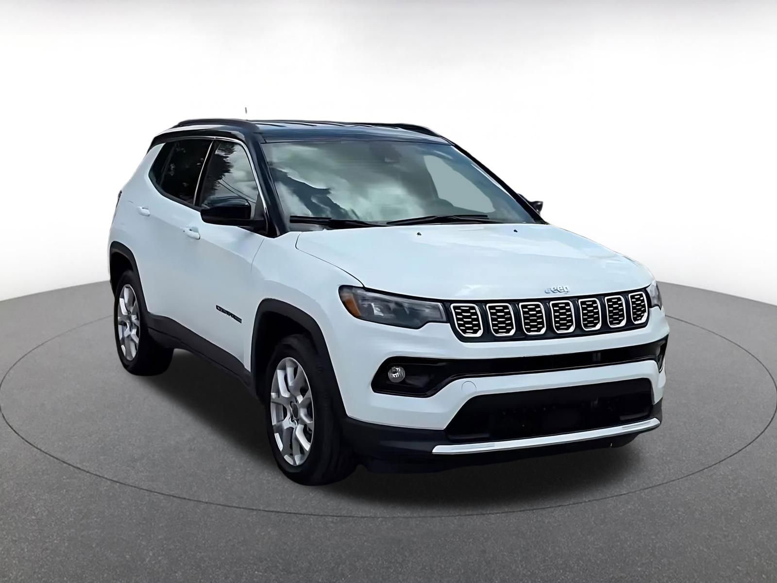 Thumbnail: 2025 Jeep Compass - 3