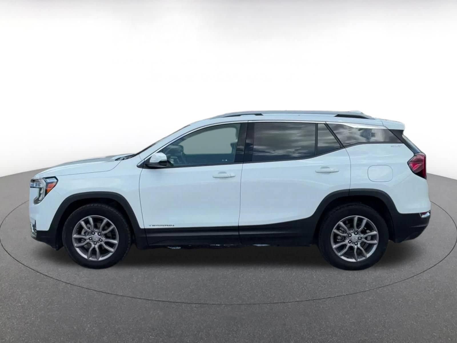 Thumbnail: 2024 GMC Terrain - 9