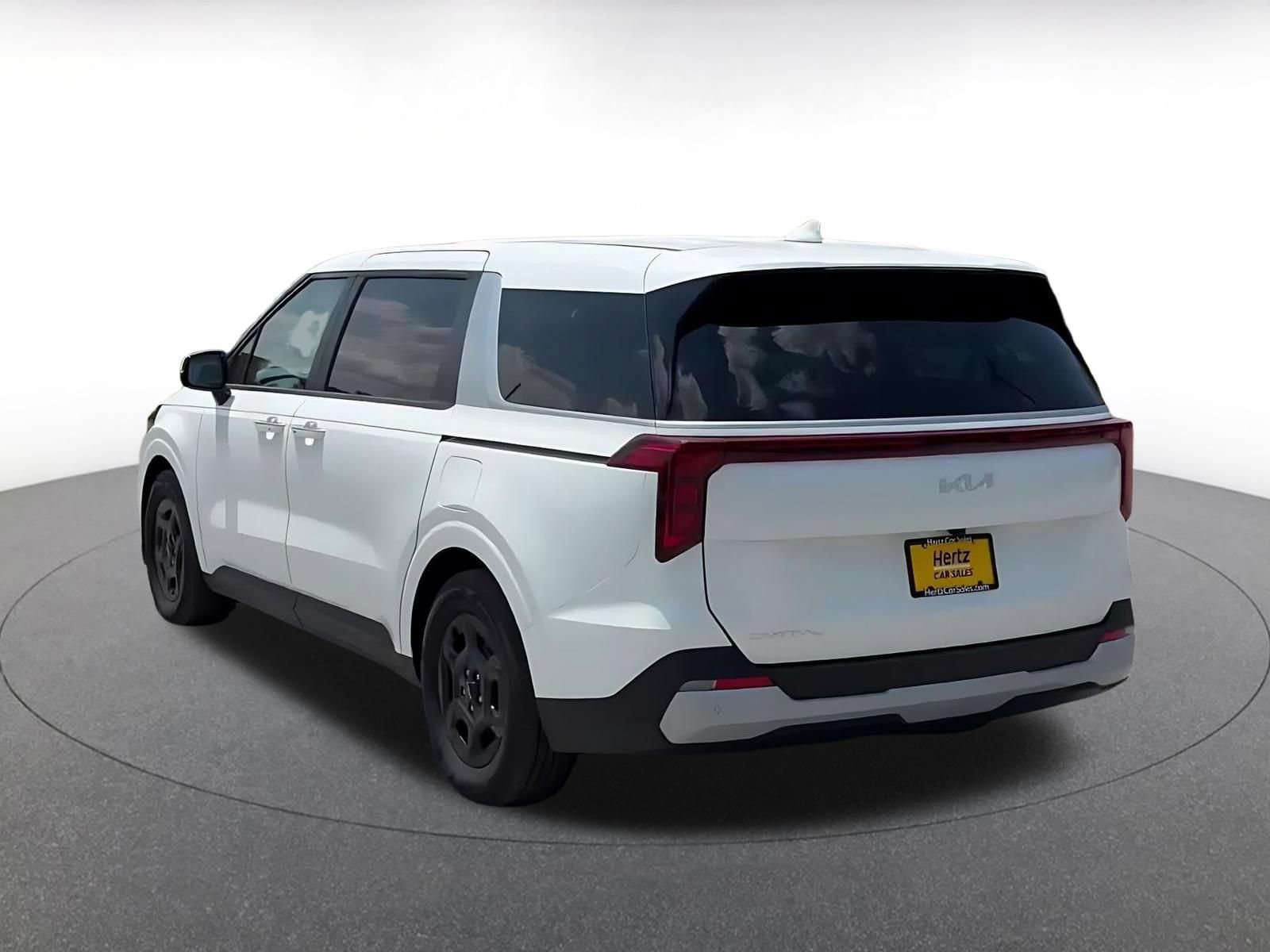 Thumbnail: 2026 Kia Carnival - 11
