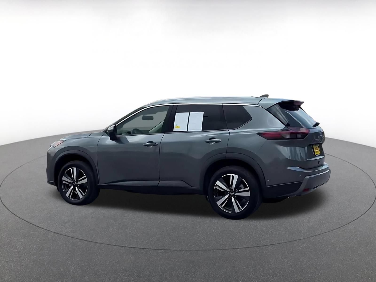Thumbnail: 2026 Nissan Rogue - 10