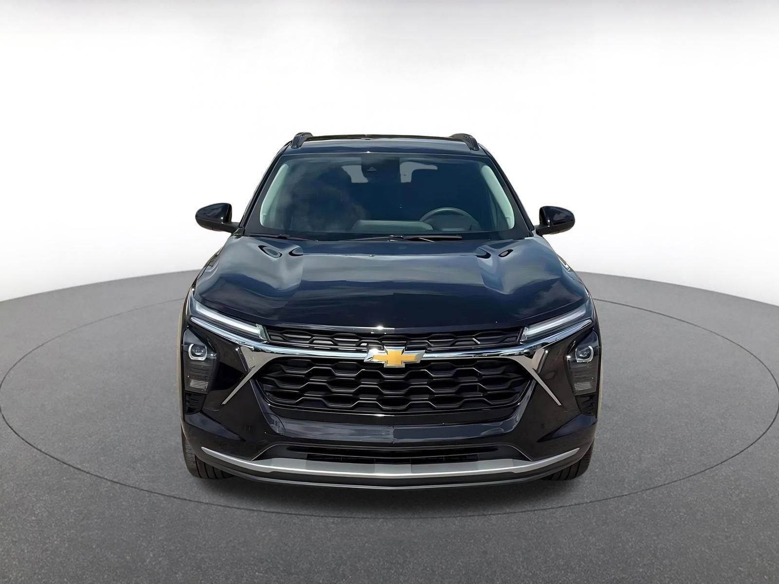 Thumbnail: 2025 Chevrolet Trax - 4