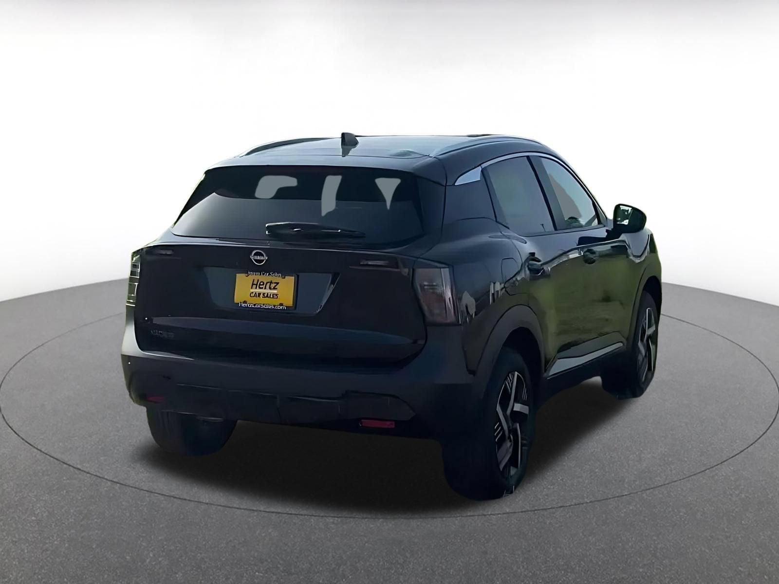 Thumbnail: 2026 Nissan Kicks - 13