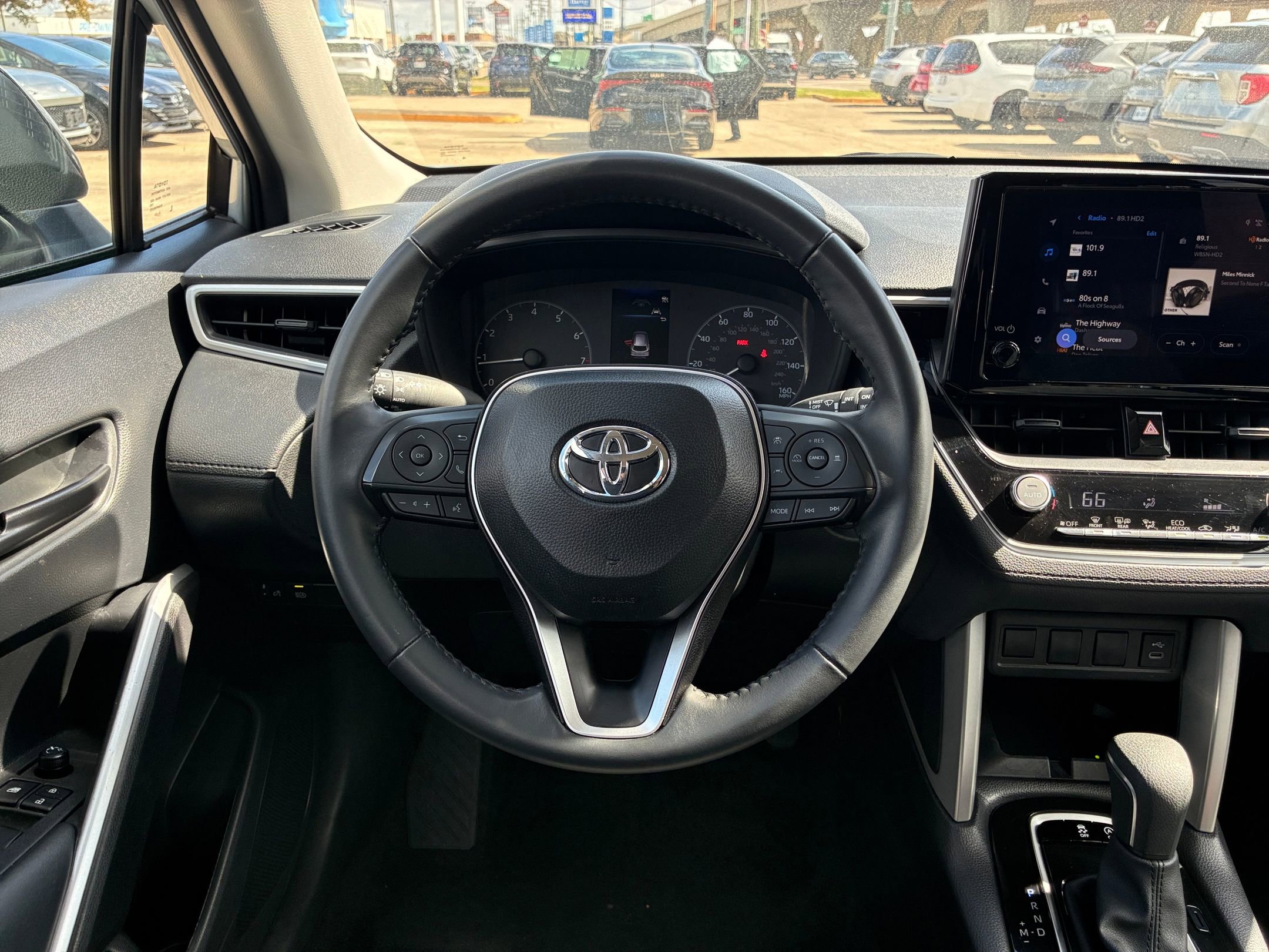 Thumbnail: 2025 Toyota Corolla Cross - 22