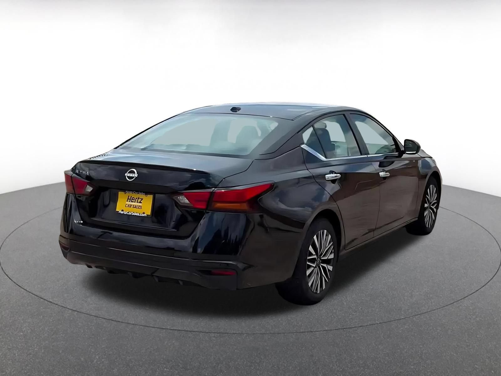 Thumbnail: 2025 Nissan Altima - 14