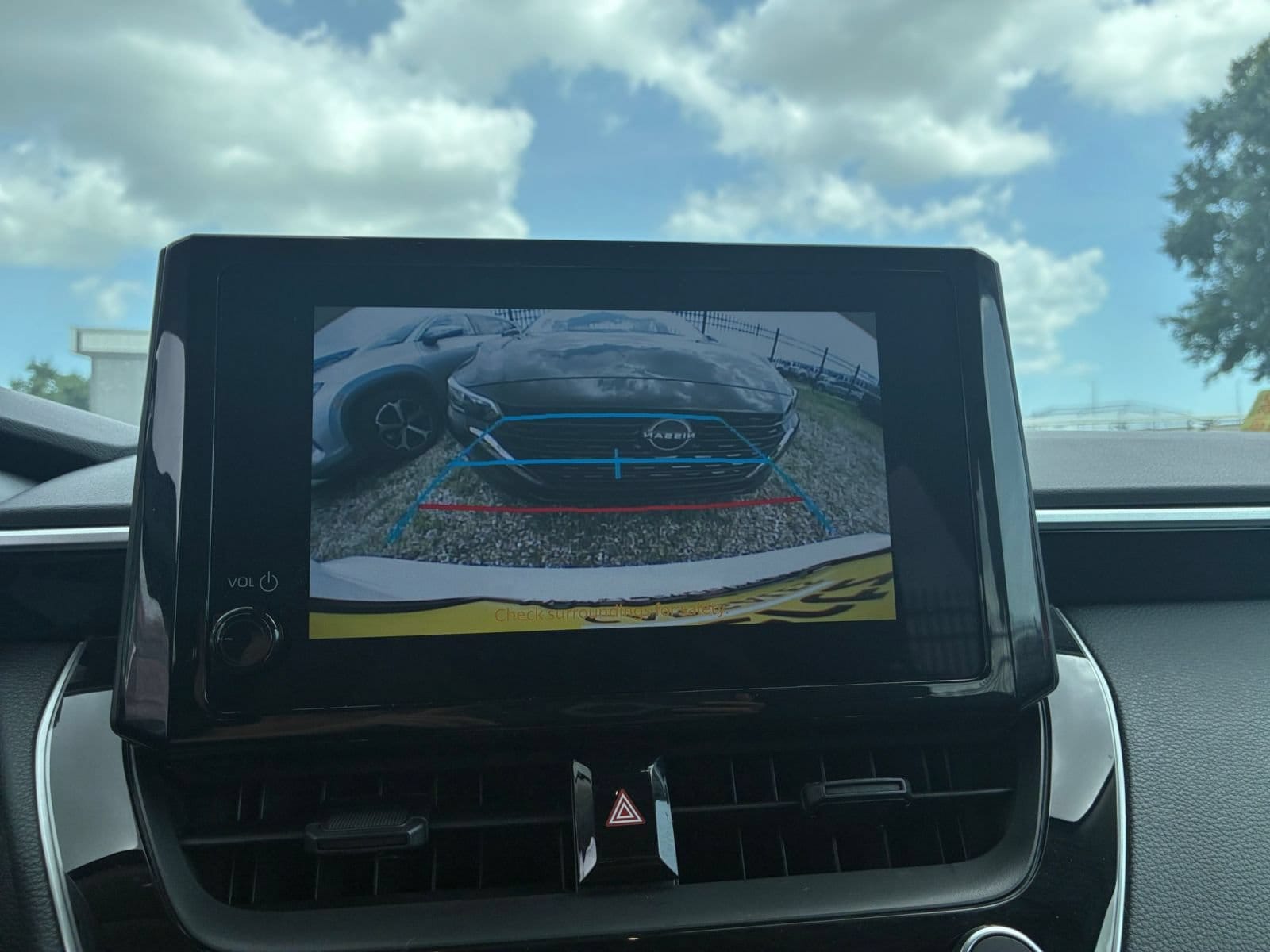 Thumbnail: 2025 Toyota Corolla - 22