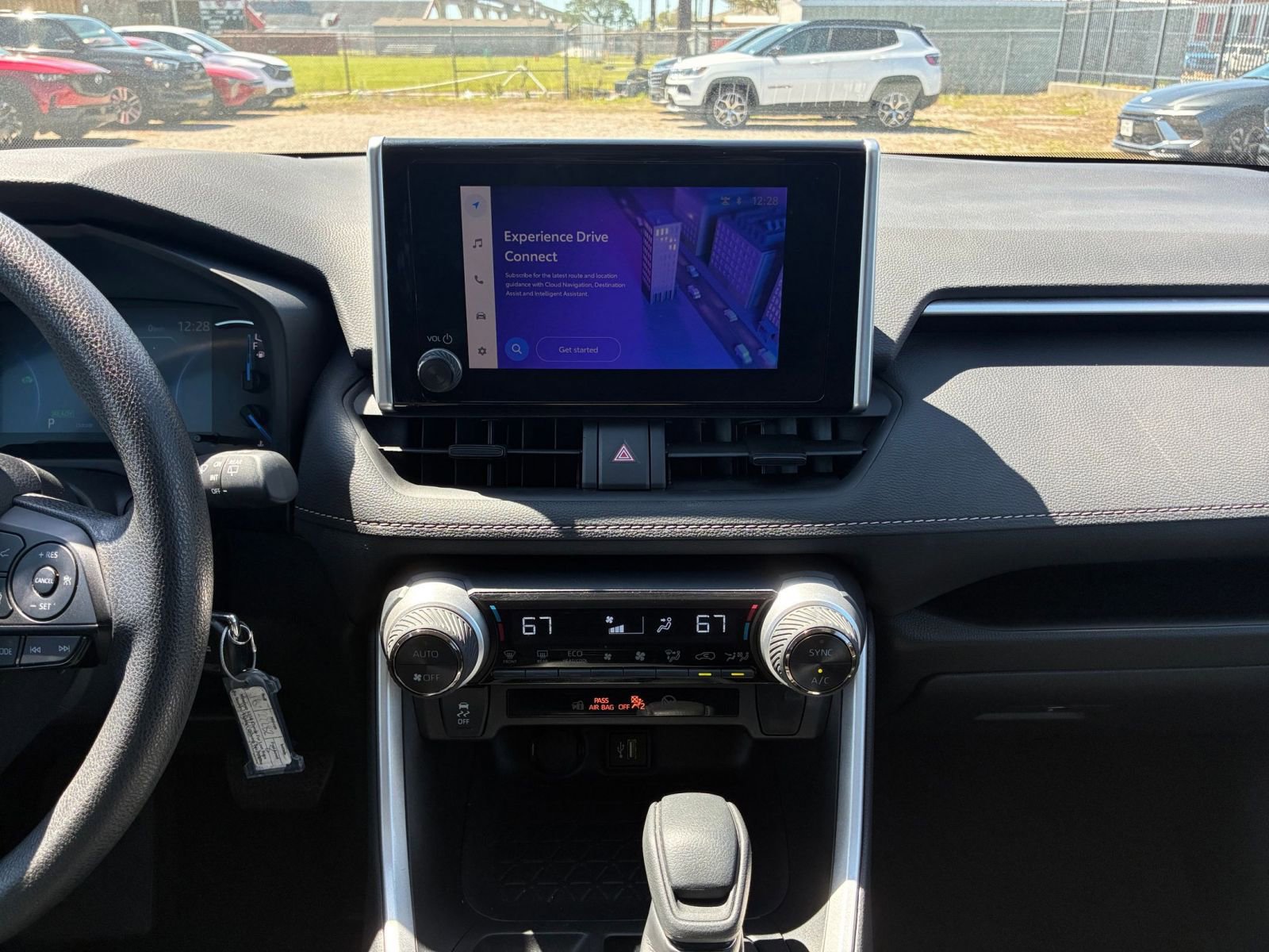 Thumbnail: 2025 Toyota RAV4 - 17