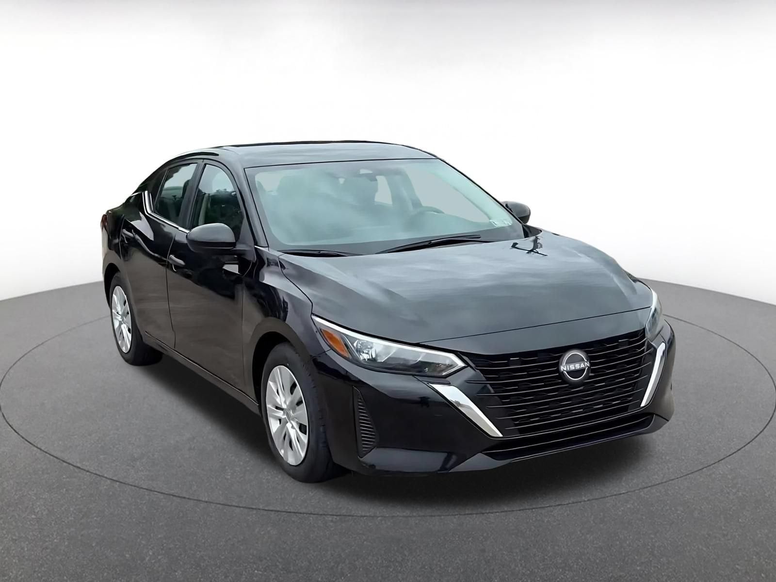 Thumbnail: 2025 Nissan Sentra - 3