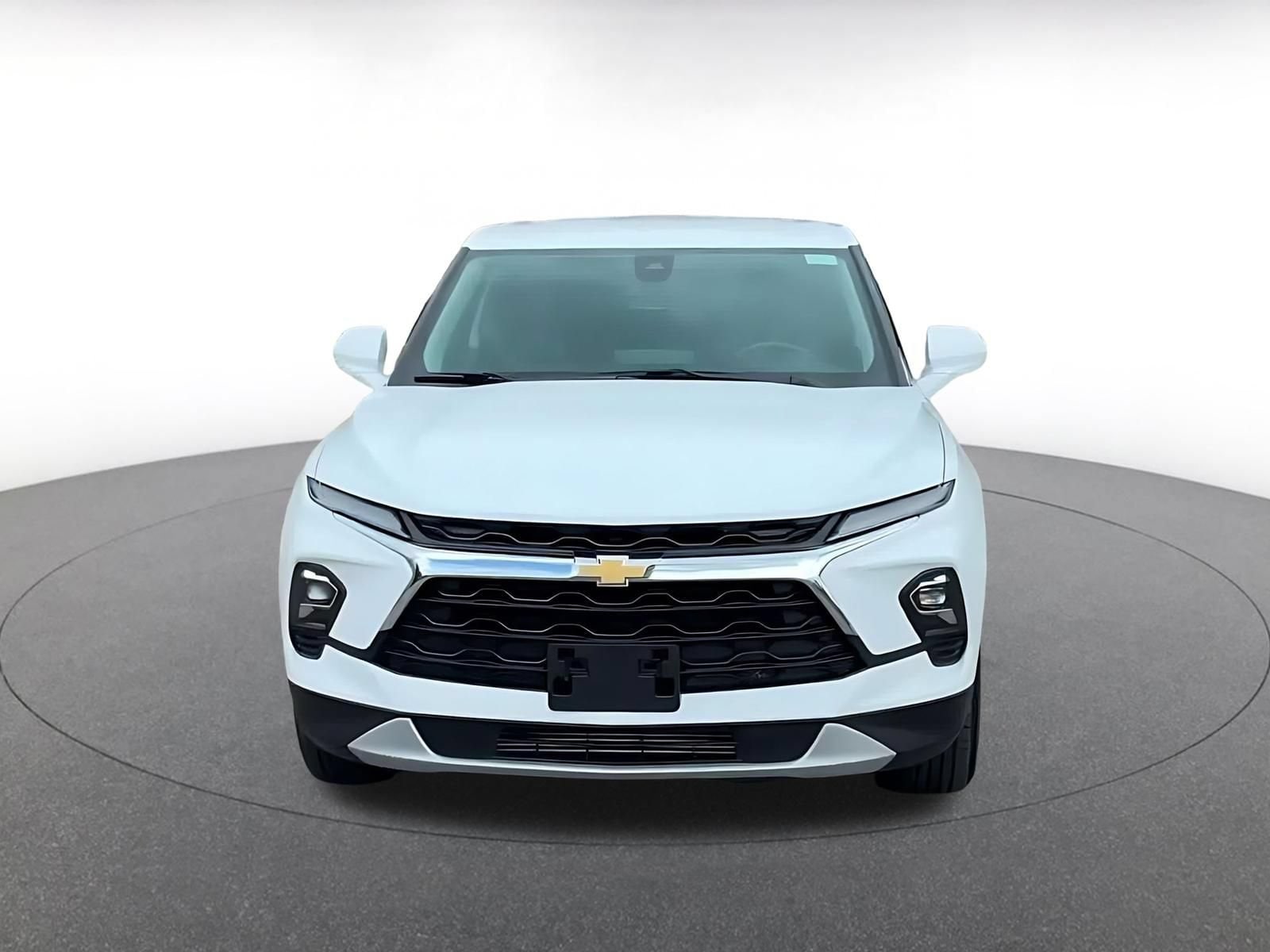 Thumbnail: 2026 Chevrolet Blazer - 4