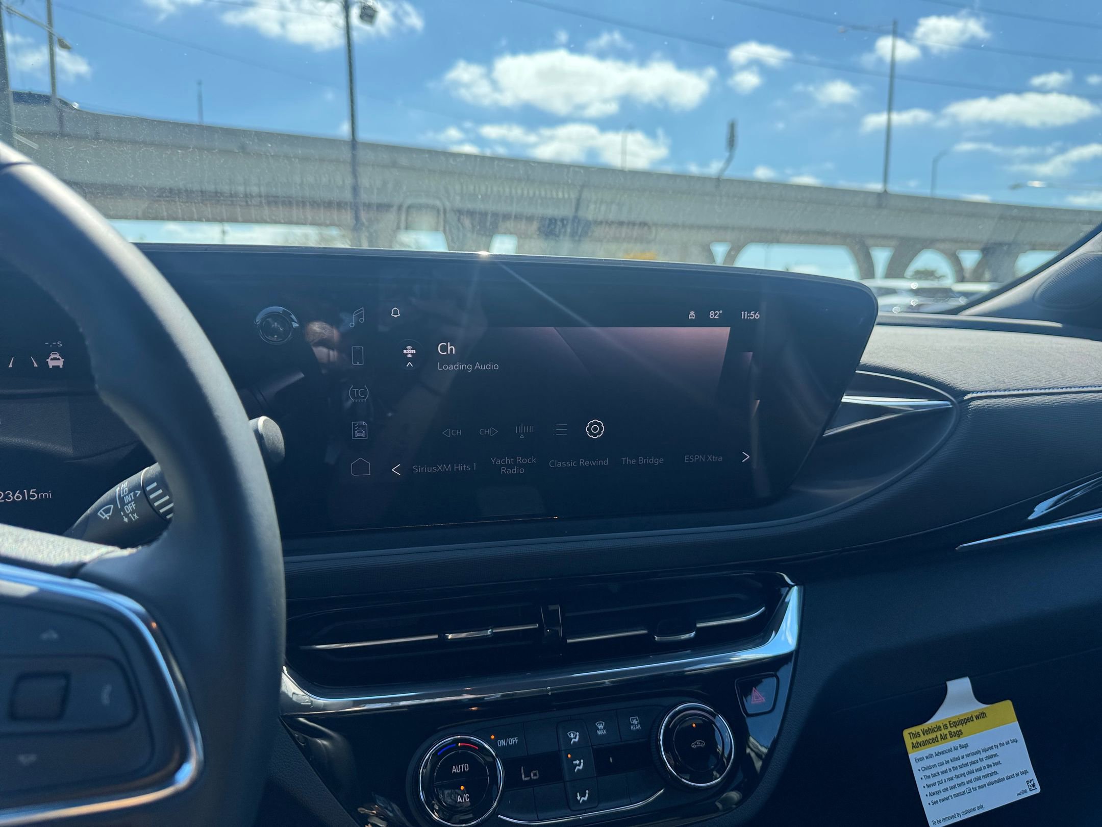 Thumbnail: 2025 Buick Envista - 17