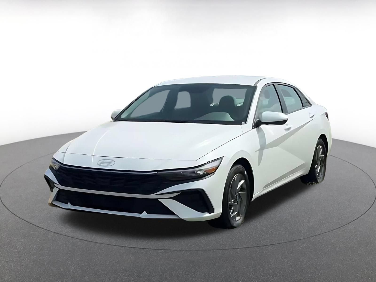 Thumbnail: 2026 Hyundai Elantra - 5