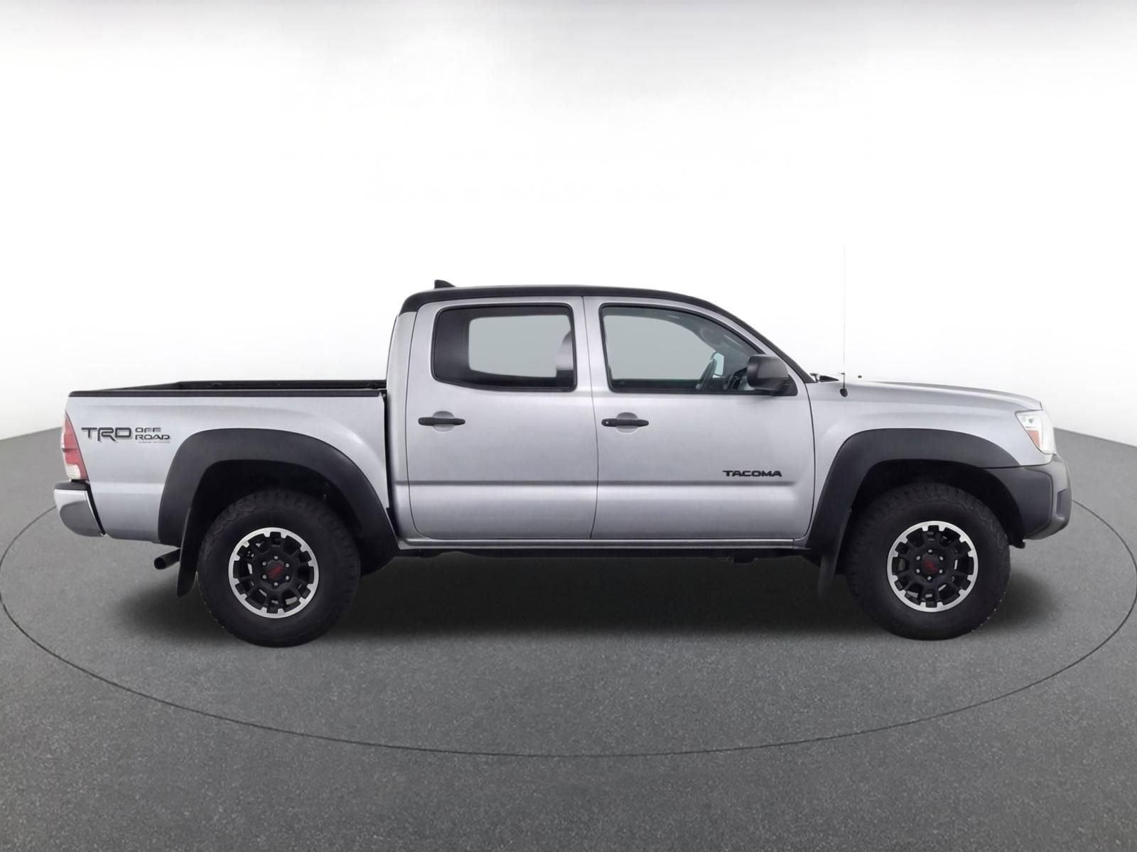 Thumbnail: 2025 Toyota Tacoma - 10