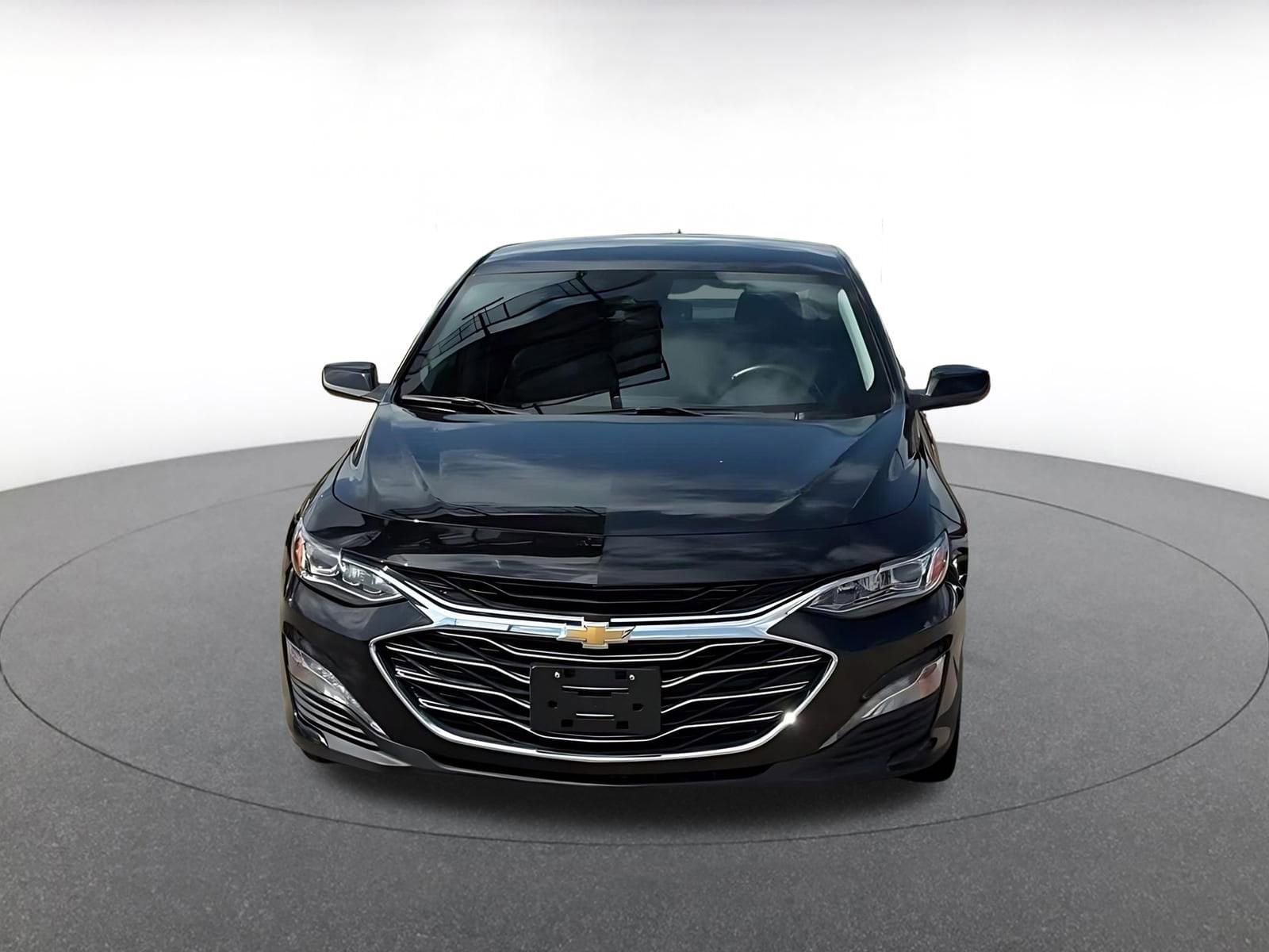 Thumbnail: 2024 Chevrolet Malibu - 4