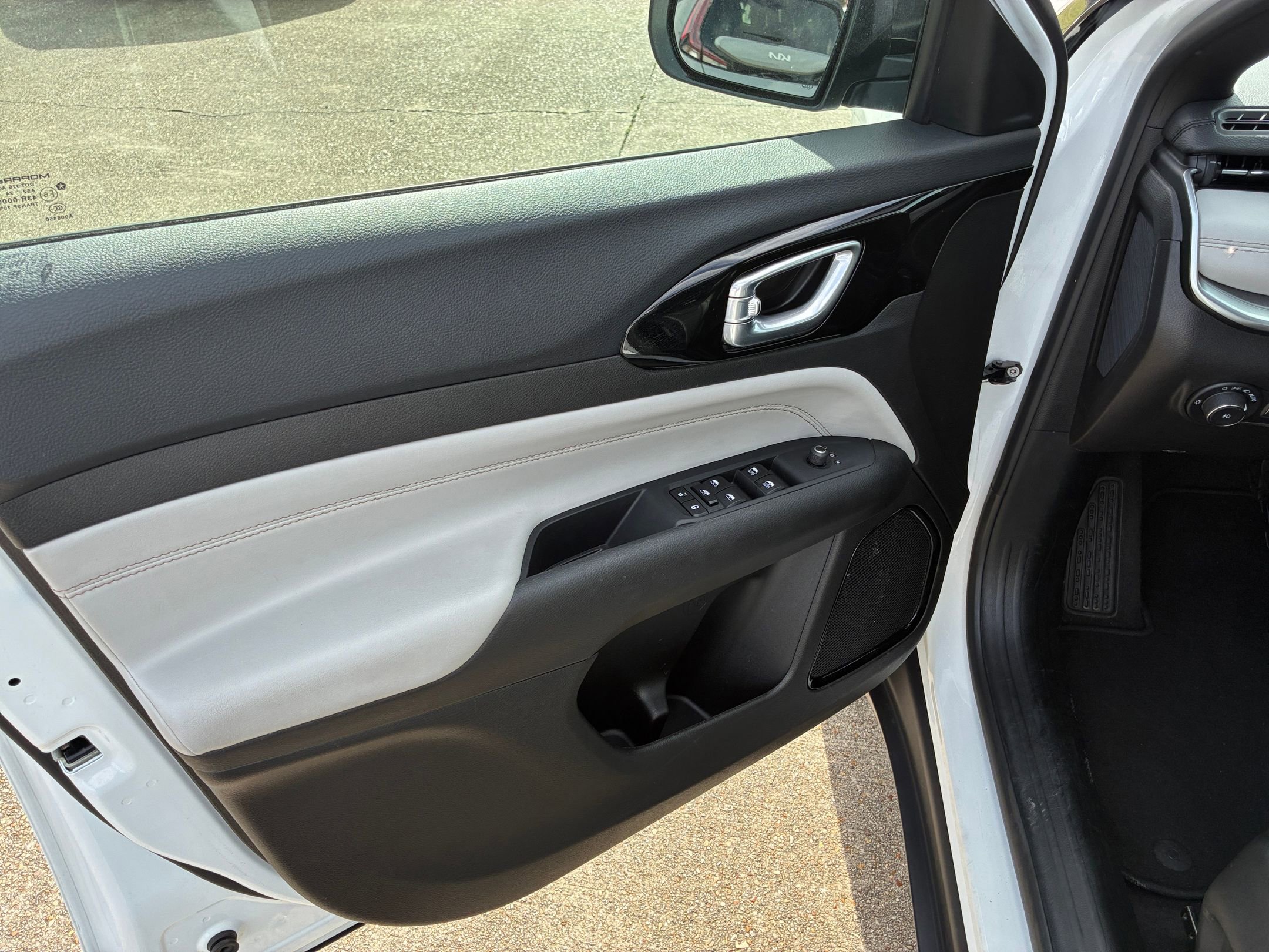 Thumbnail: 2025 Jeep Compass - 15