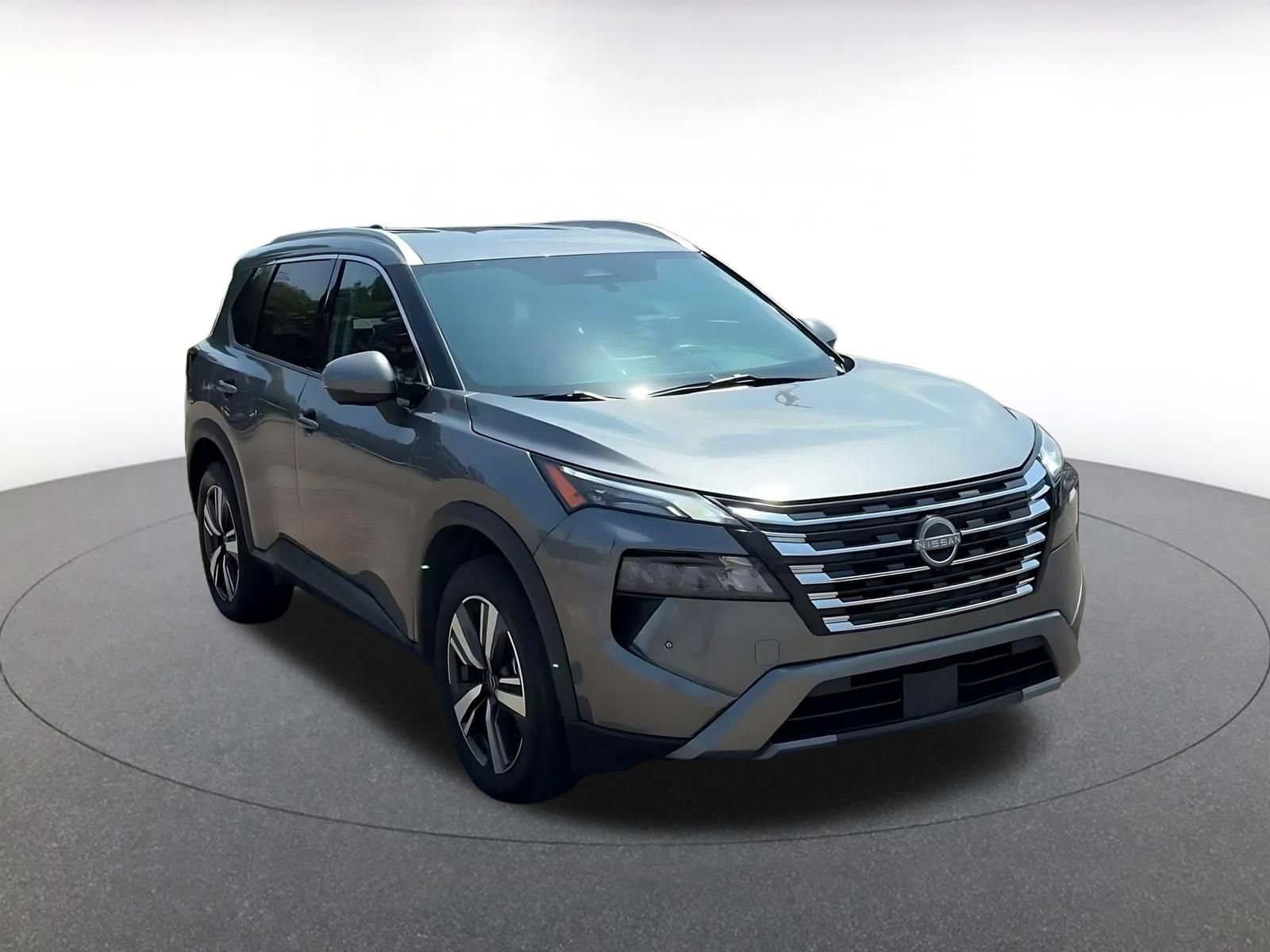 Thumbnail: 2026 Nissan Rogue - 3