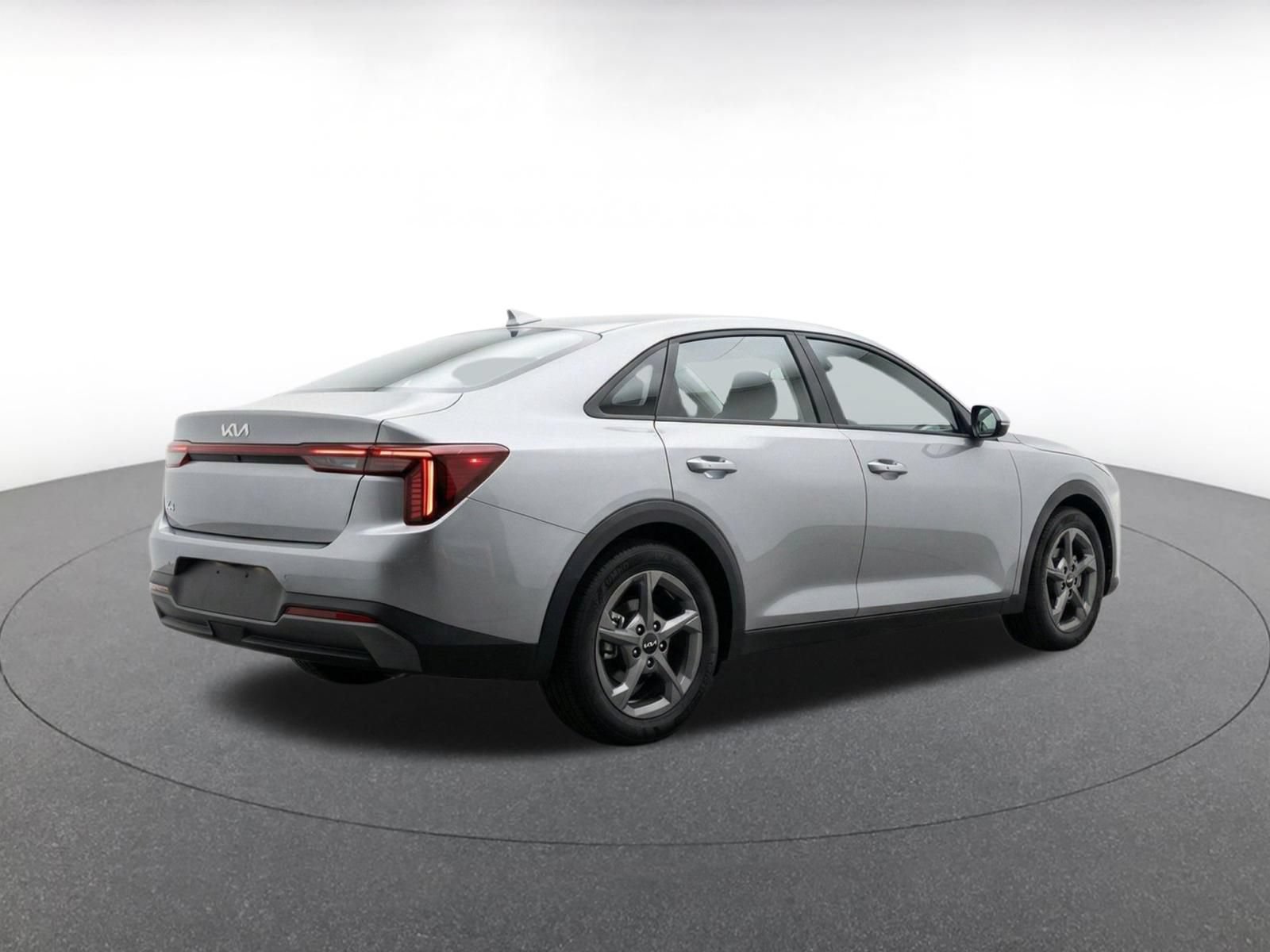 Thumbnail: 2026 Kia K4 - 10