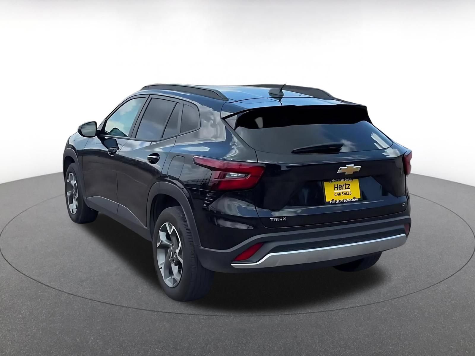 Thumbnail: 2025 Chevrolet Trax - 11