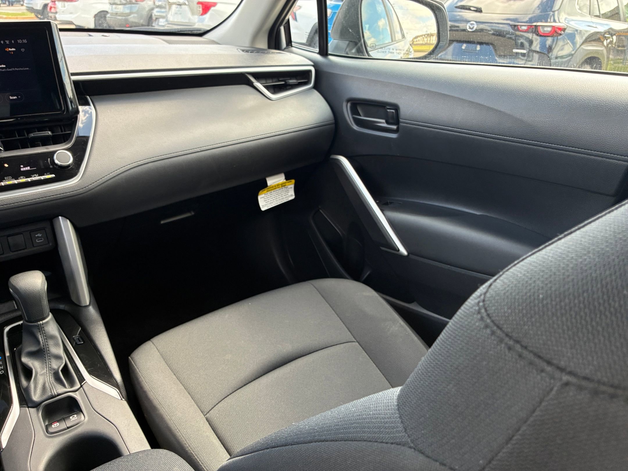 Thumbnail: 2025 Toyota Corolla Cross - 29