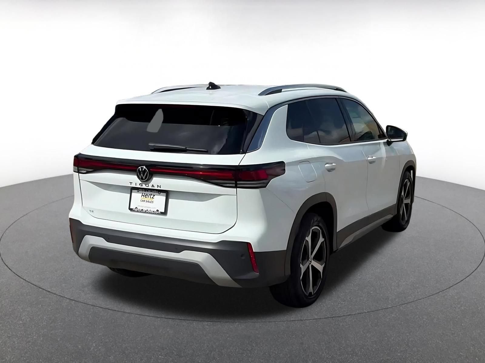Thumbnail: 2026 Volkswagen Tiguan - 14