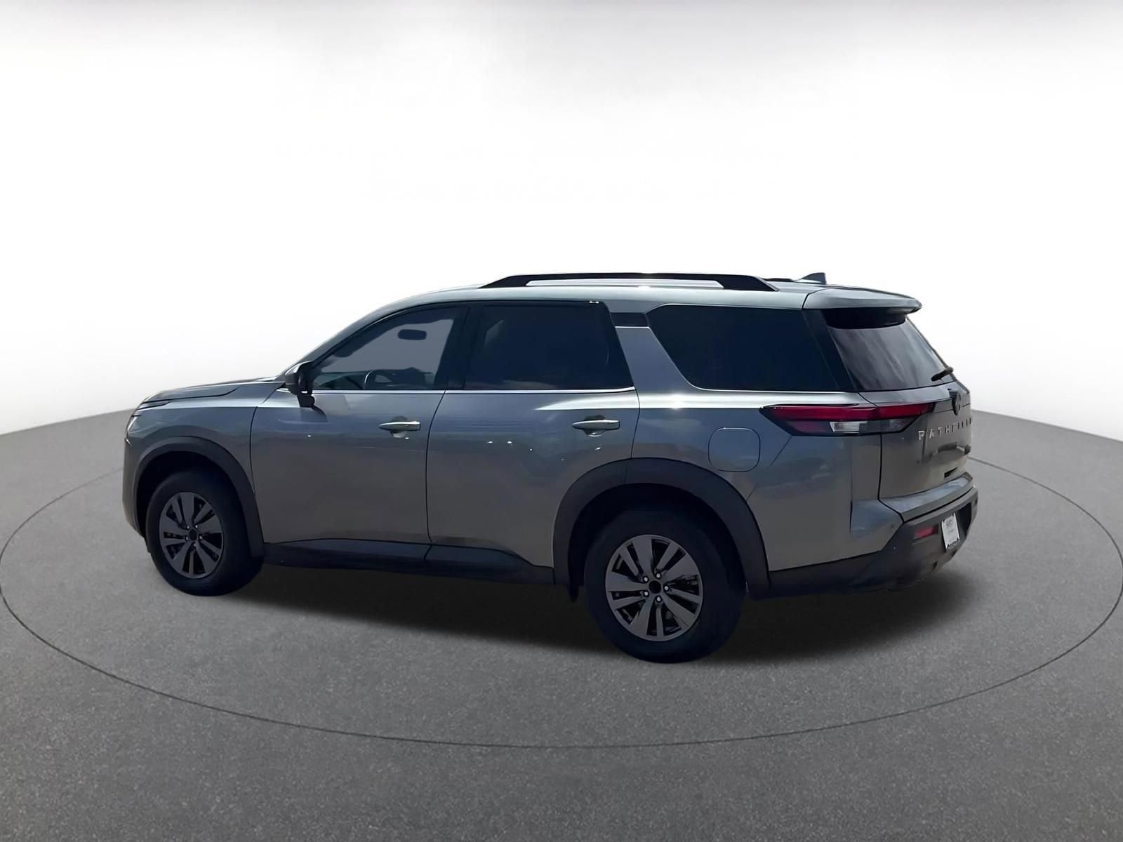 Thumbnail: 2025 Nissan Pathfinder - 10
