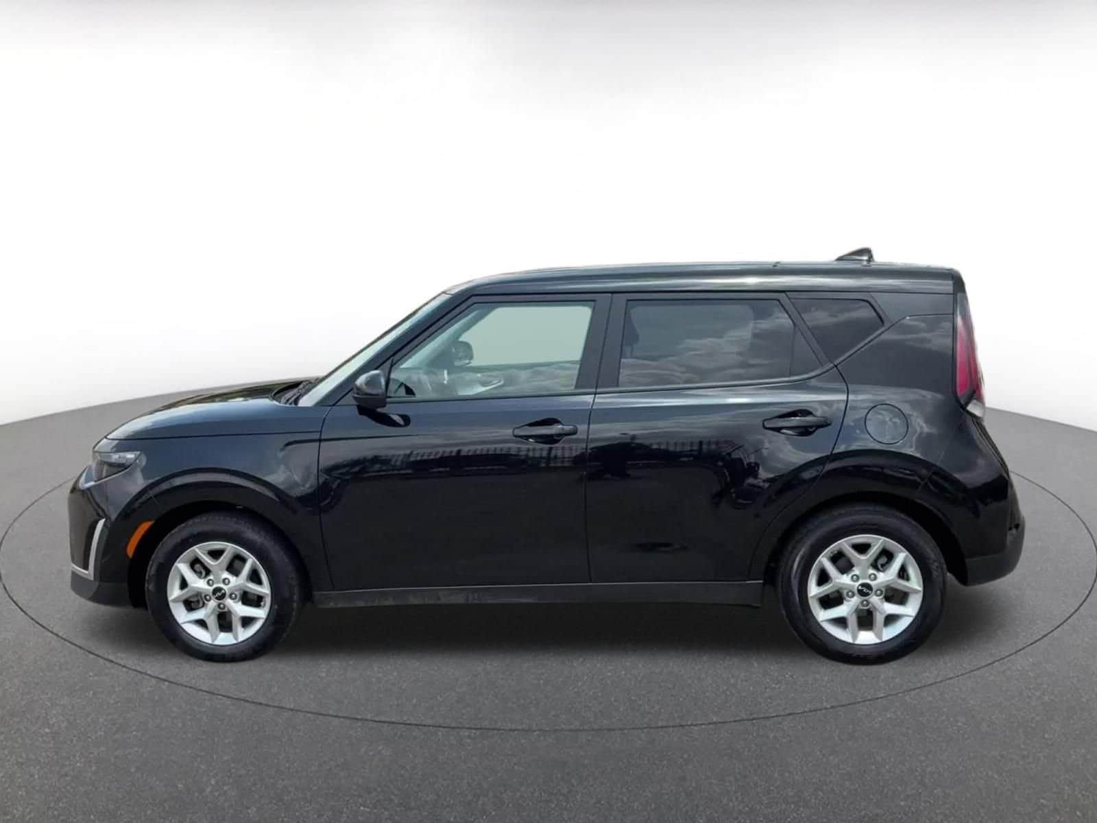 Thumbnail: 2025 Kia Soul - 9