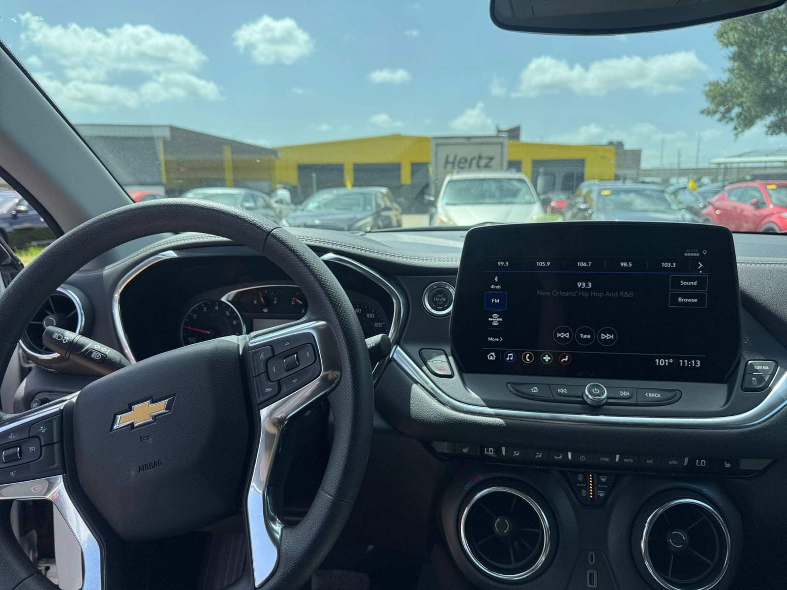 Thumbnail: 2025 Chevrolet Blazer - 32