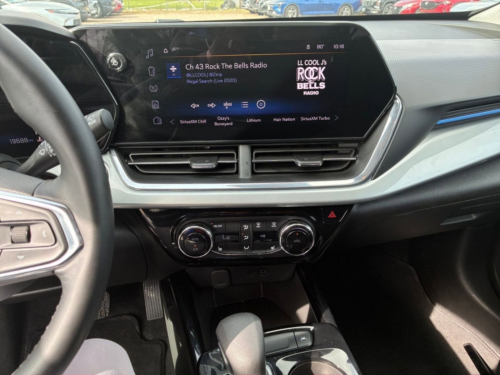 Thumbnail: 2025 Chevrolet Trax - 17