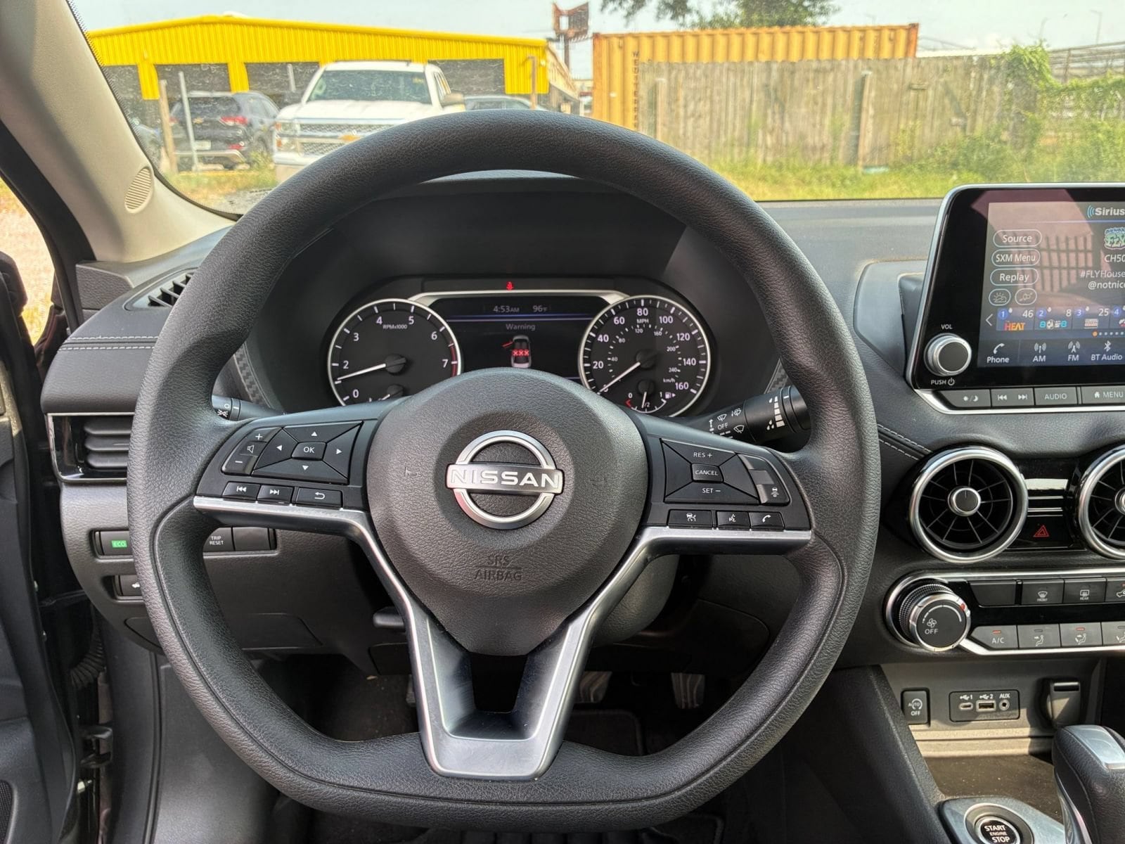 Thumbnail: 2025 Nissan Sentra - 26