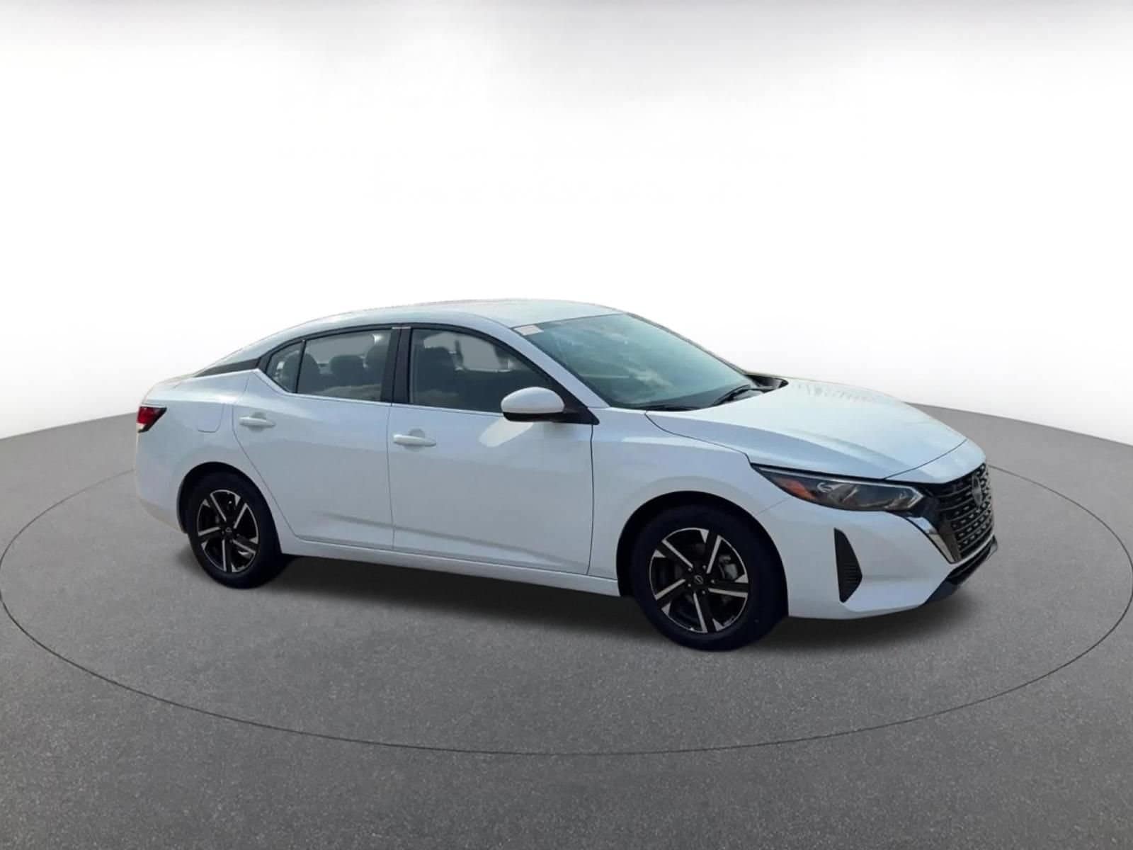 Thumbnail: 2025 Nissan Sentra - 2