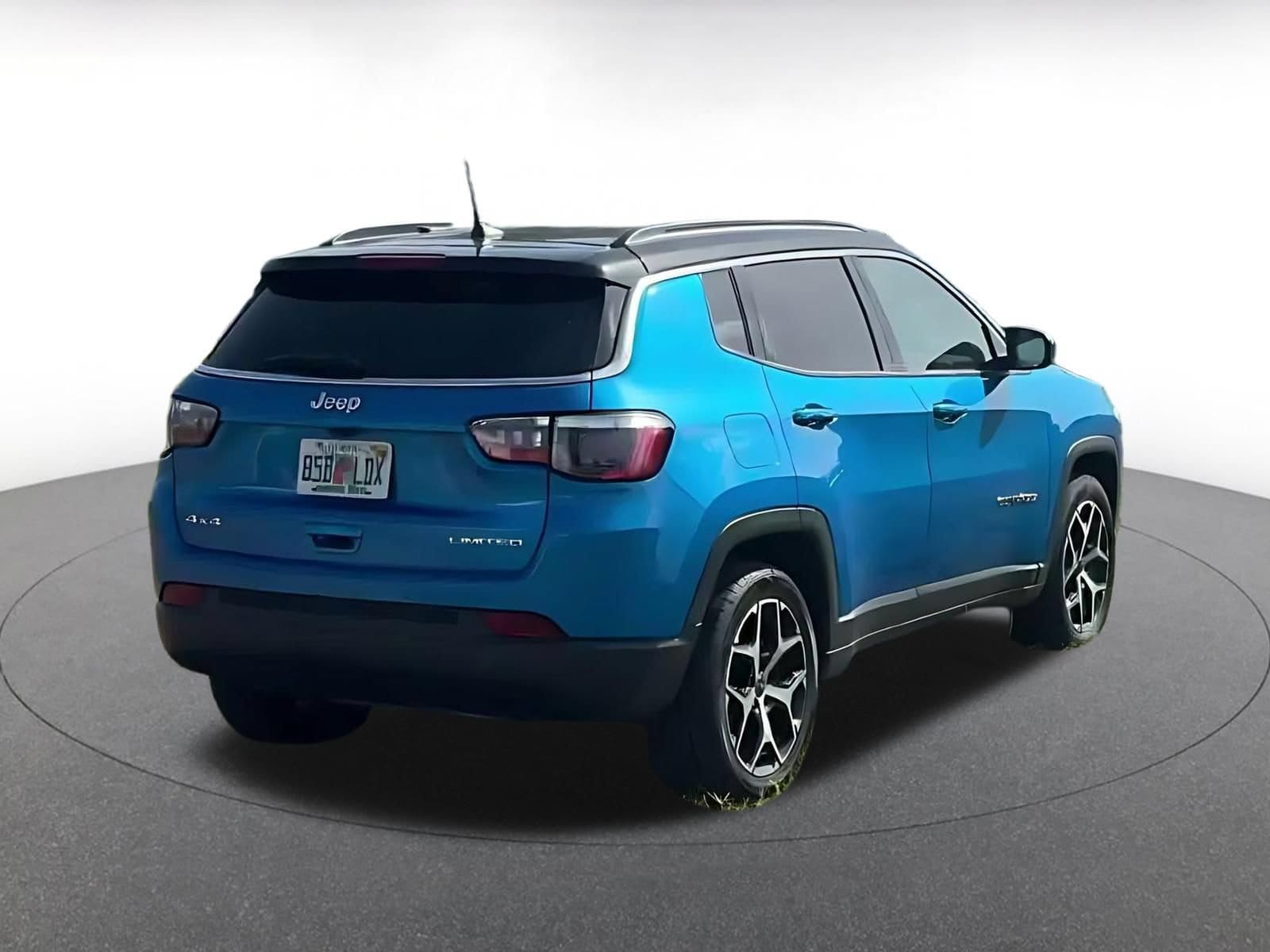 Thumbnail: 2025 Jeep Compass - 11
