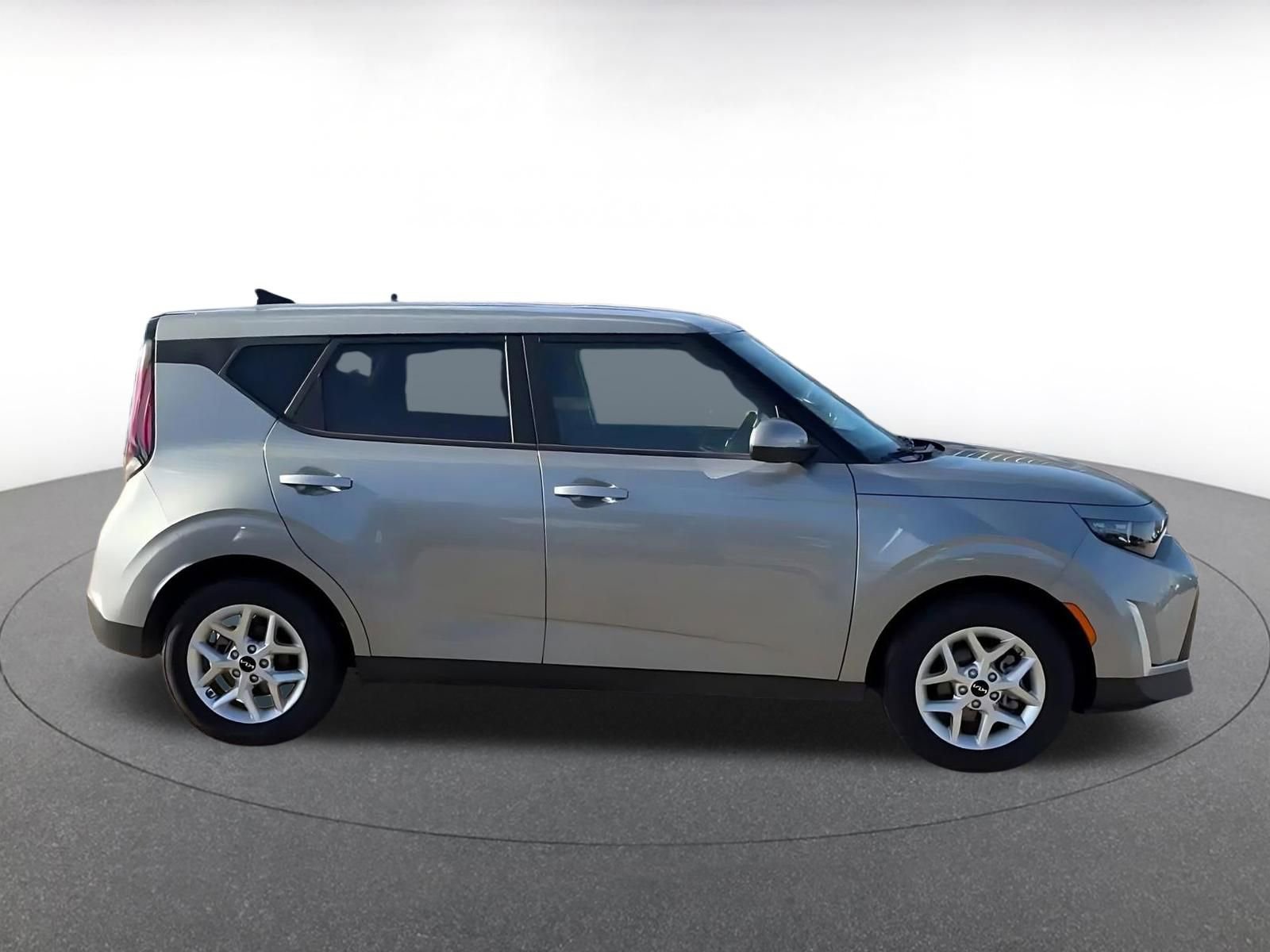 Thumbnail: 2025 Kia Soul - 16