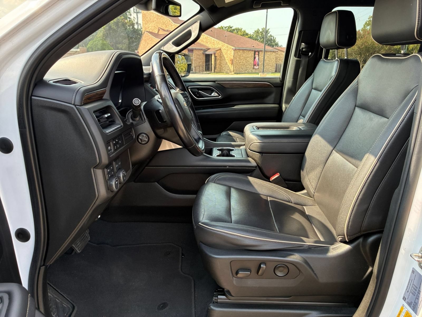 Thumbnail: 2023 Chevrolet Suburban - 24