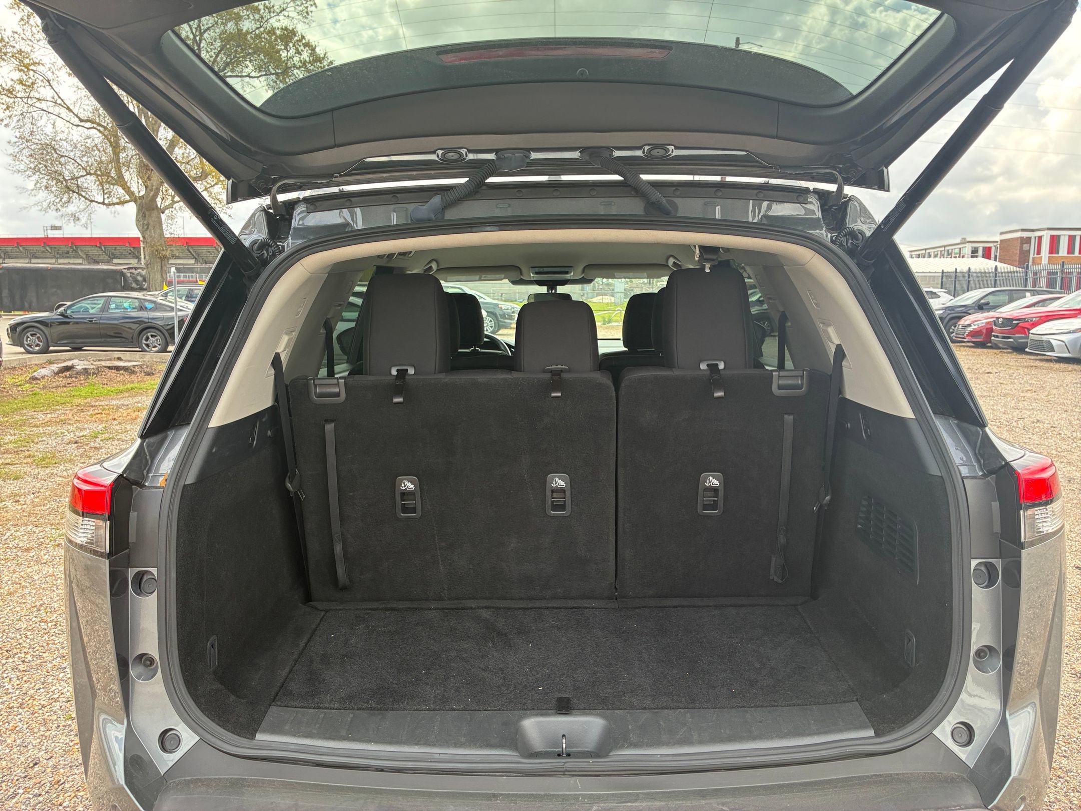 Thumbnail: 2025 Nissan Pathfinder - 30