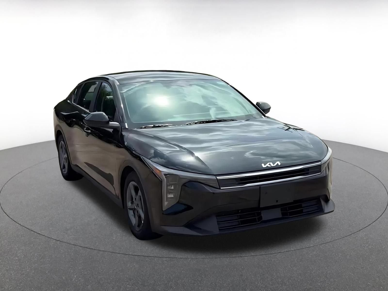 Thumbnail: 2026 Kia K4 - 3
