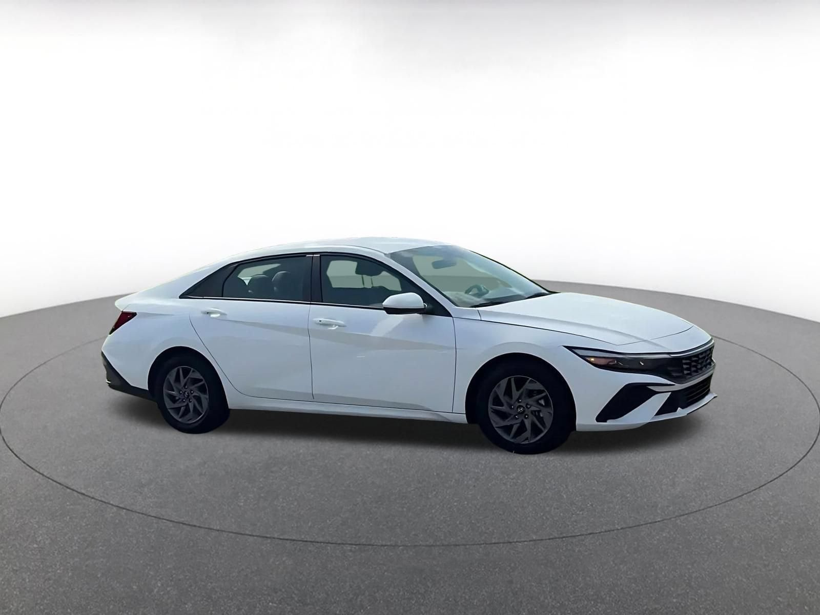 Thumbnail: 2026 Hyundai Elantra - 2